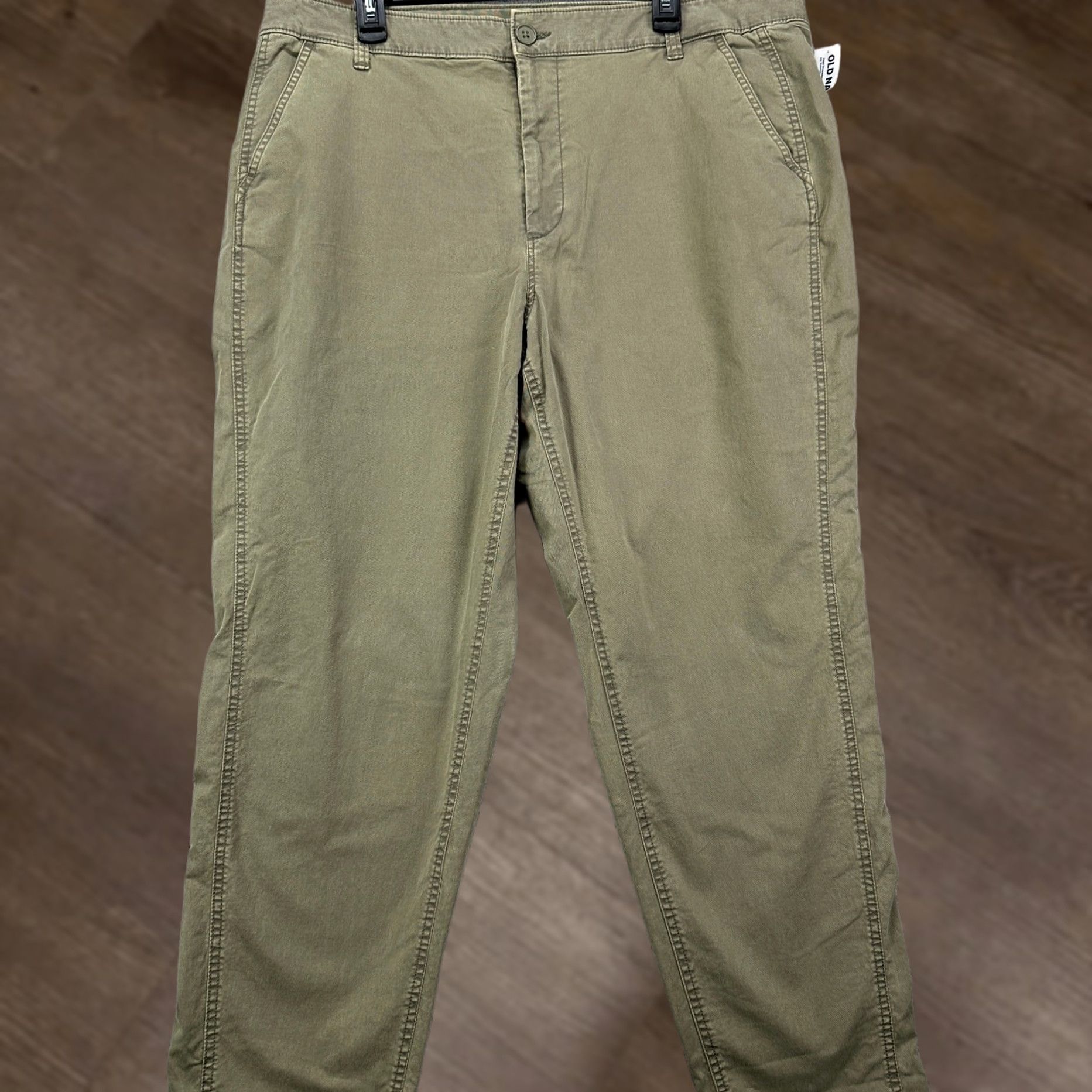 Old Navy VINTAGE Old Navy Women O.G Straight Pants 20 Olive Green Khakis High Rise Flat Front NEW Size 42" / US 20 - 1 Thumbnail