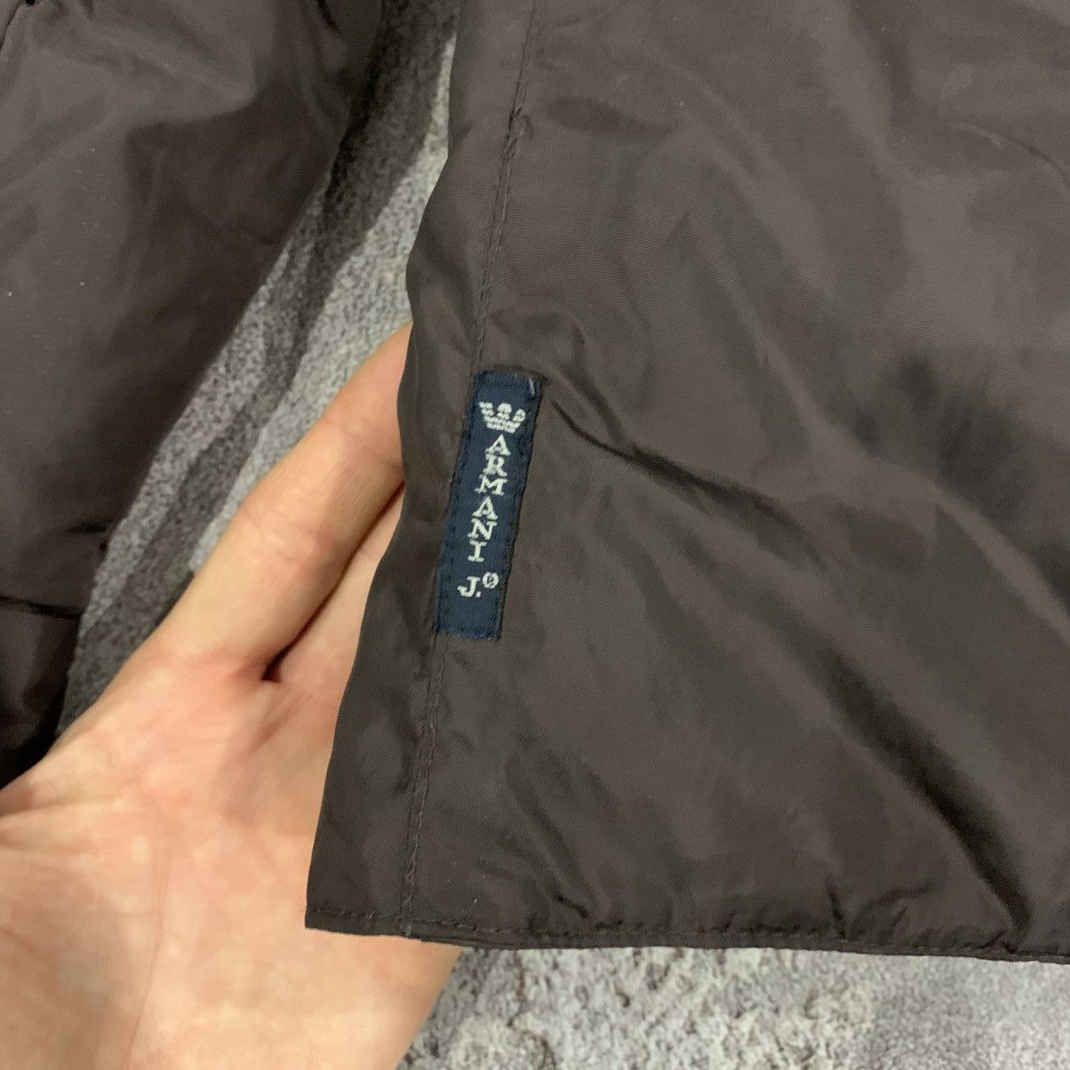 Armani Vintage Armani Jeans Puffer Jacket Size 38 EU 4 US Size XS / US 0-2 / IT 36-38 - 16 Thumbnail