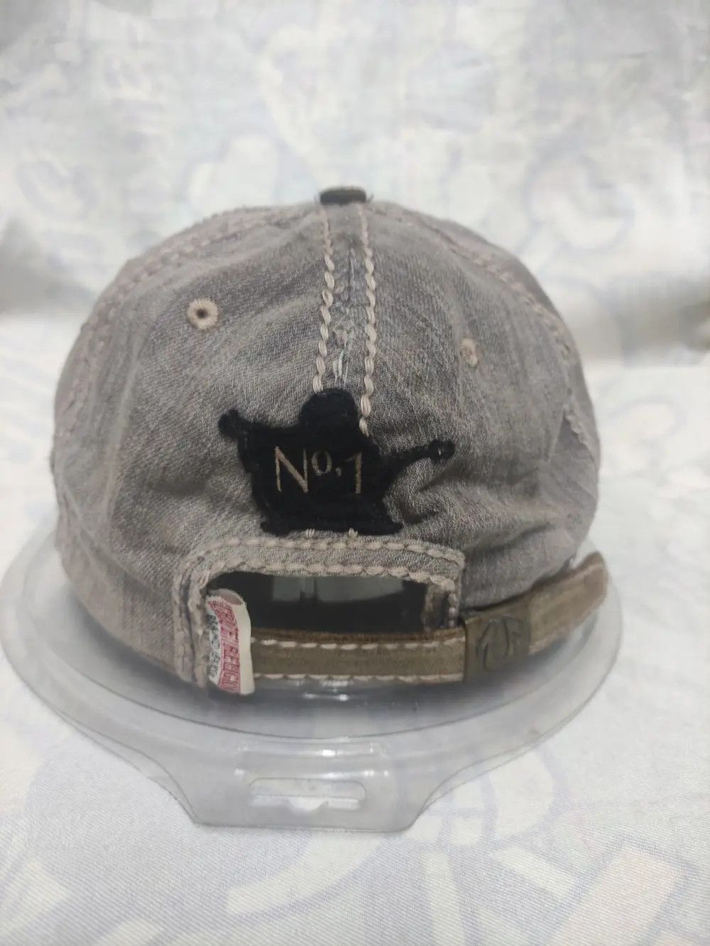 True Religion TRUE RELIGION RARE DESIGN DISTRESSED GRAY DENIM CAP Size ONE SIZE - 10 Thumbnail