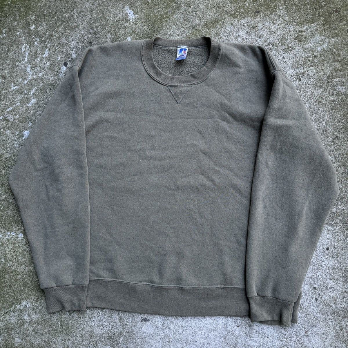 Vintage Beige Tan Russell Sweatshirt Thrashed Faded ERD Grunge Size US XL / EU 56 / 4 - 3 Thumbnail