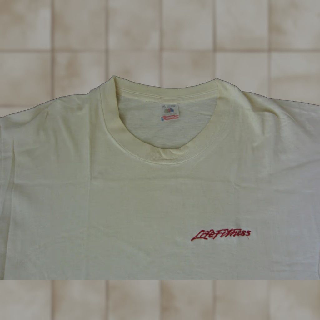 Fruit Of The Loom VINTAGE Fruit of the Loom Shirt Mens XL White Life Fitness Made USA T-Shirt 80s 90s Classic School Crew Neck Short Sleeve Jersey Solid Size US XL / EU 56 / 4 - 1 Thumbnail