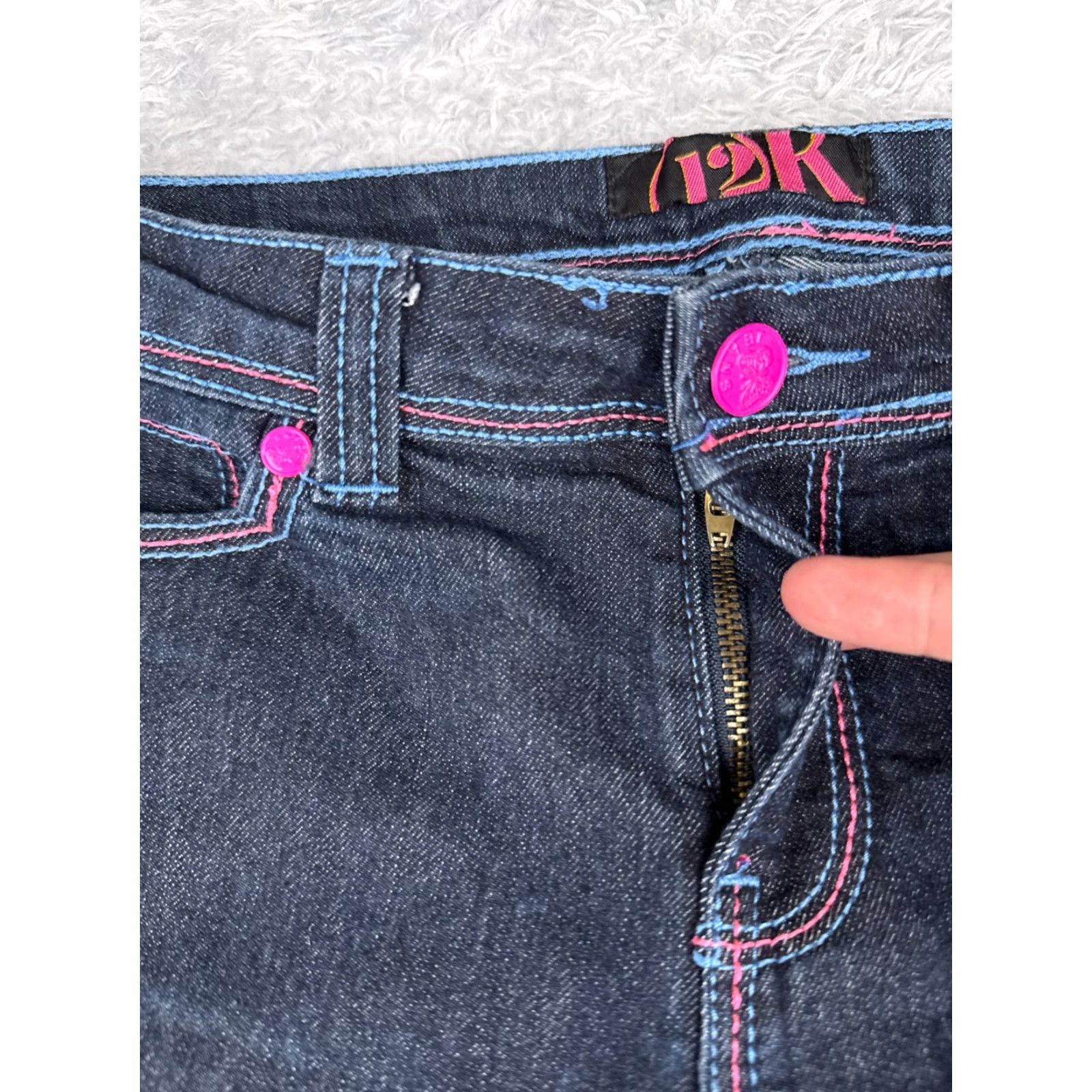 Vintage 12K Jeans Blue Denim 12K Juniors Jeans Skinny Mid Rise 27x29 Dark Wash Cotton Blend 16 Adult? (frames) Size 38" / US 16 / IT 52 - 5 Thumbnail