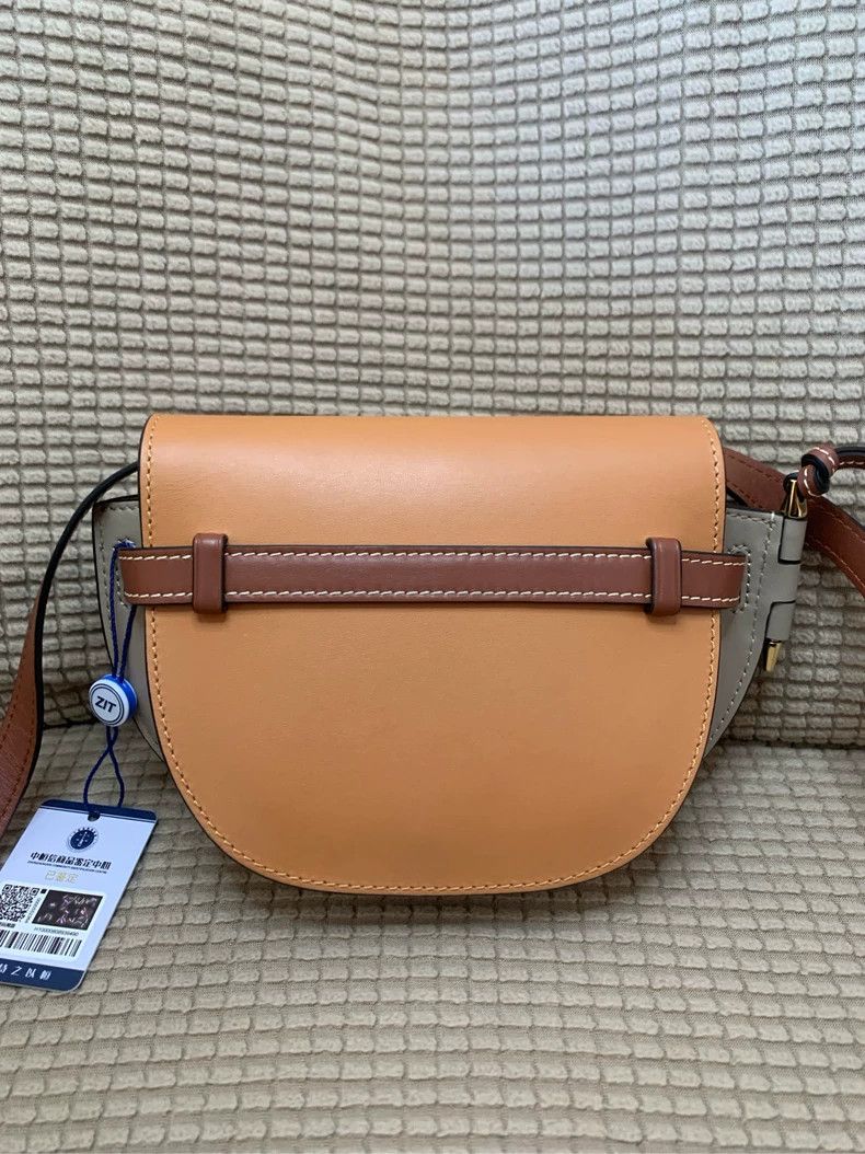 Loewe loewe Color-blocked saddle bag 2503-Nextarrow Size ONE SIZE - 2 Thumbnail
