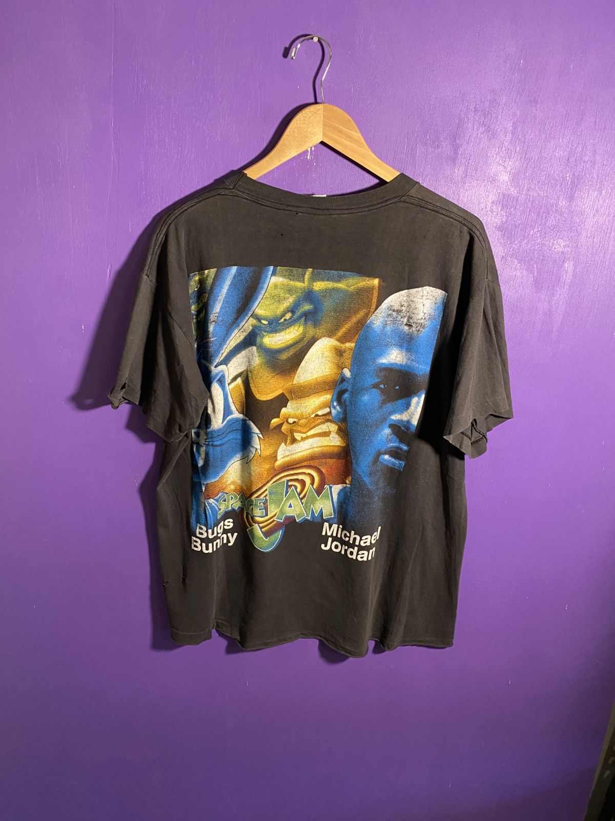 Rap Tees Vintage 90s Michael Jordan Space jam rap tee Size US XL / EU 56 / 4 - 2 Thumbnail