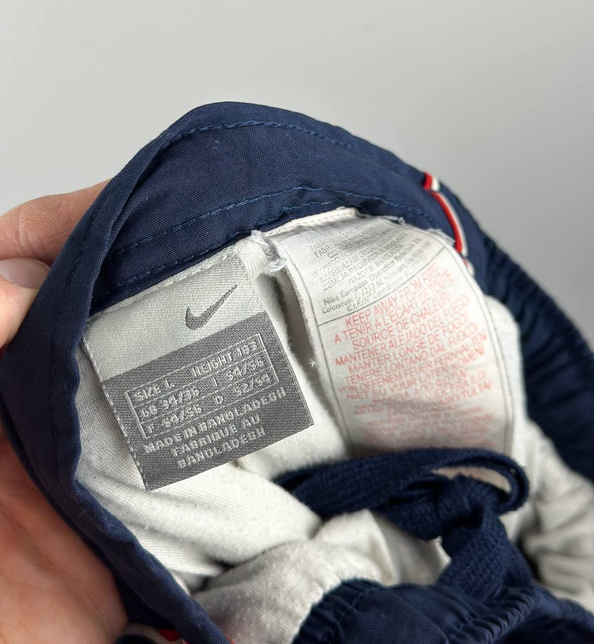 Nike Nike nylon pants vintage Size US 44 / EU 60 - 7 Thumbnail