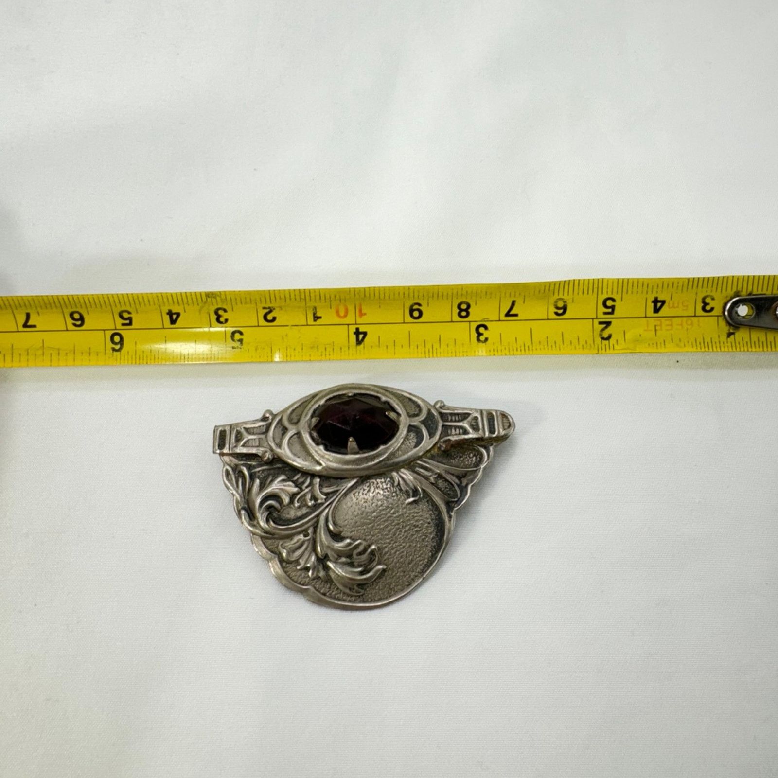 NBDN Nobrandedon VTG Art Nouveau repousse buckle/clip with glass stone Size ONE SIZE - 6 Thumbnail