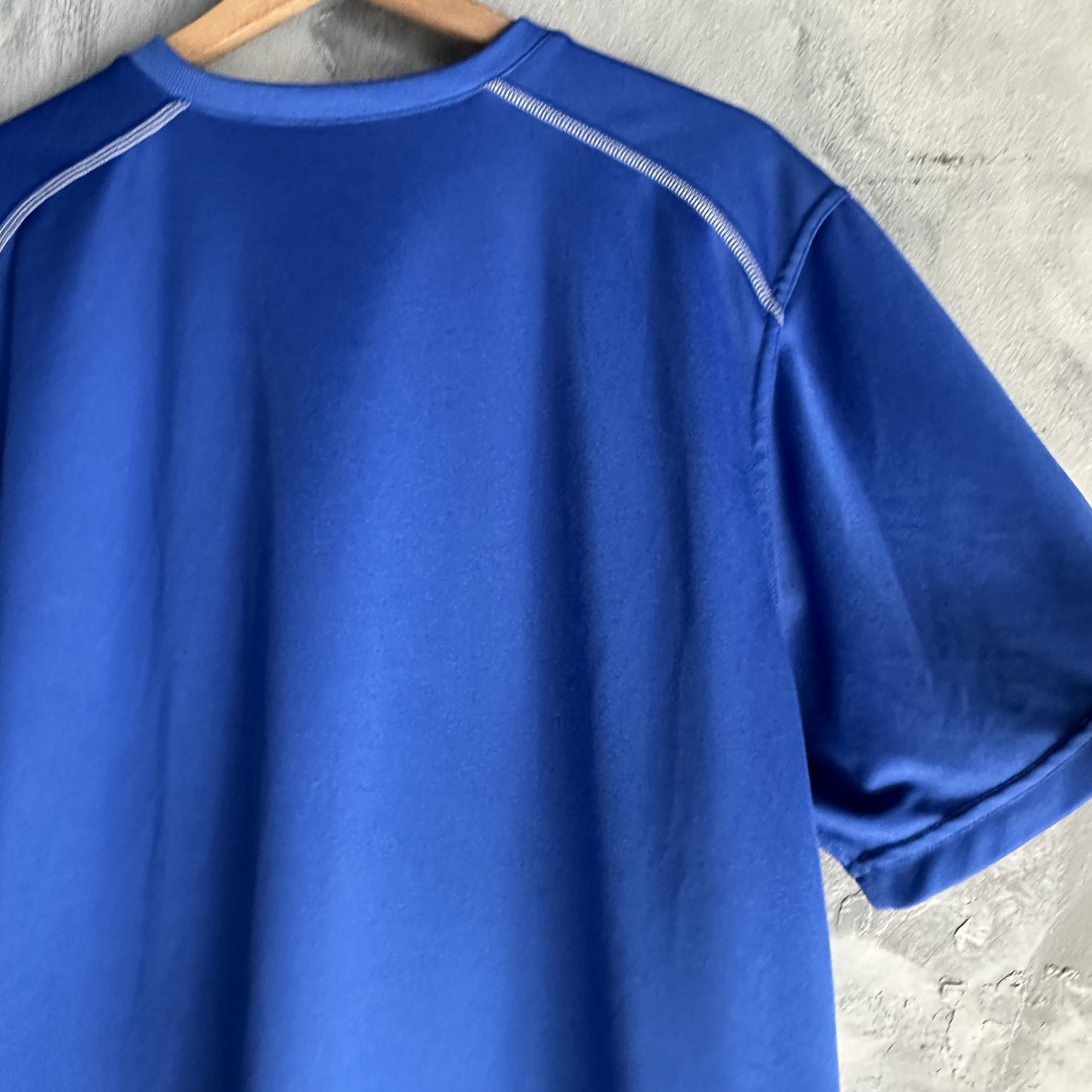 Nike Vintage Nike Shirt Men XL Blue Short Sleeve Jersey Center Size US XL / EU 56 / 4 - 8 Thumbnail