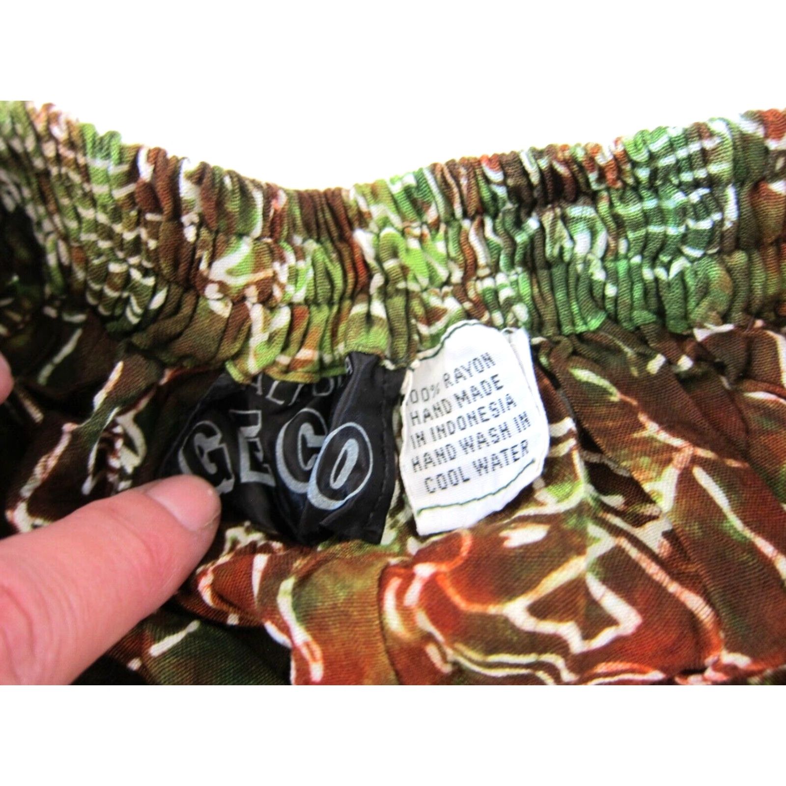Vintage VINTAGE Gecko California 100% Rayon Green Brown Fish Pocket Long Maxi Skirt S Size 28" / US 6 / IT 42 - 5 Thumbnail