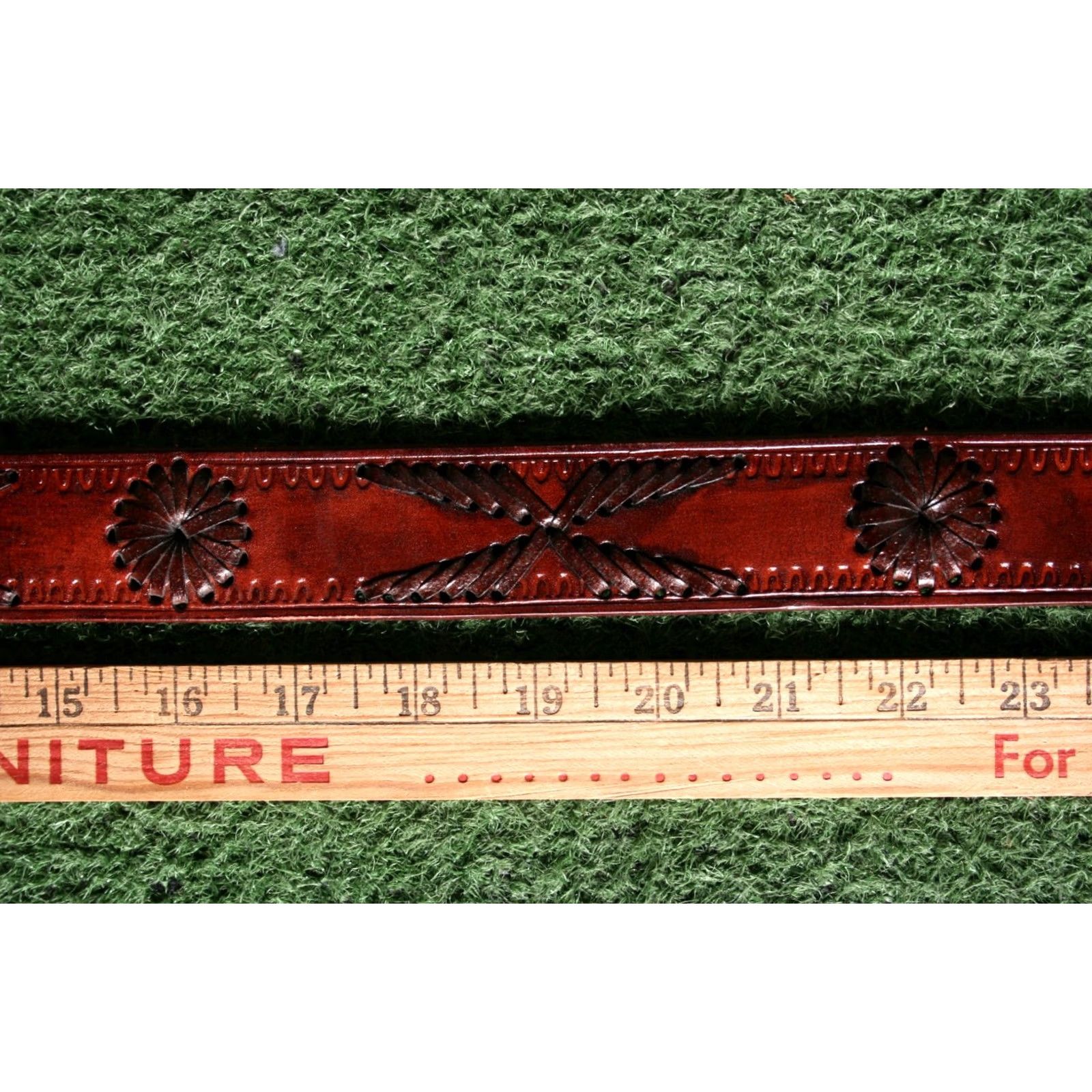 Vintage VINTAGE B-LOW THE BELT Belt Men 32 Reddish Brown Leather Tooled & Braided No Buckle Size 32 - 4 Thumbnail