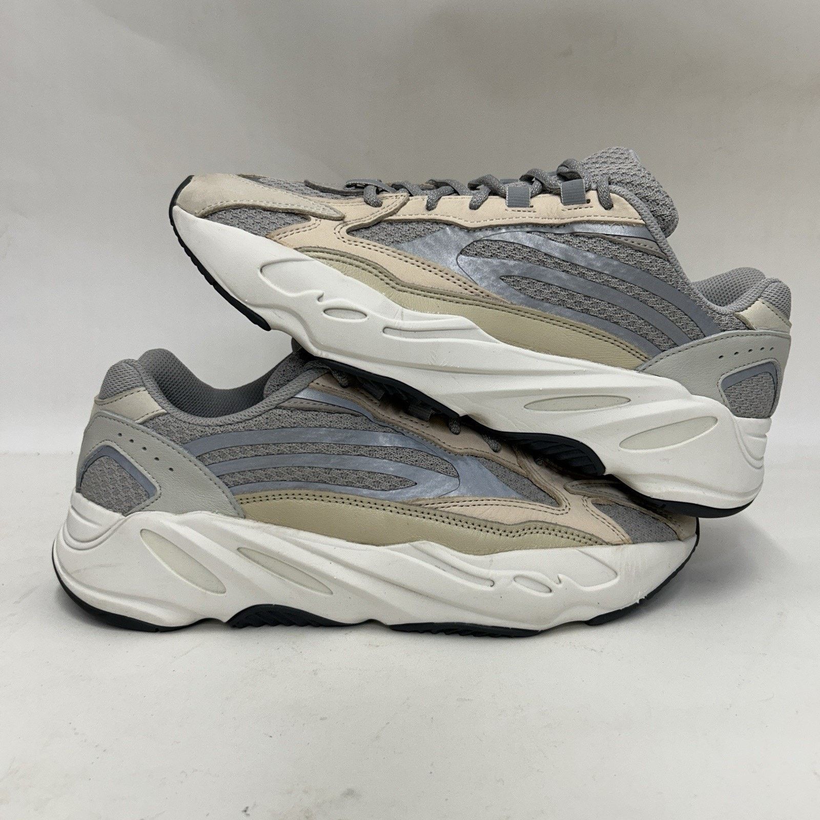 Adidas × Kanye West adidas Yeezy Boost 700 V2 Static | Grailed
