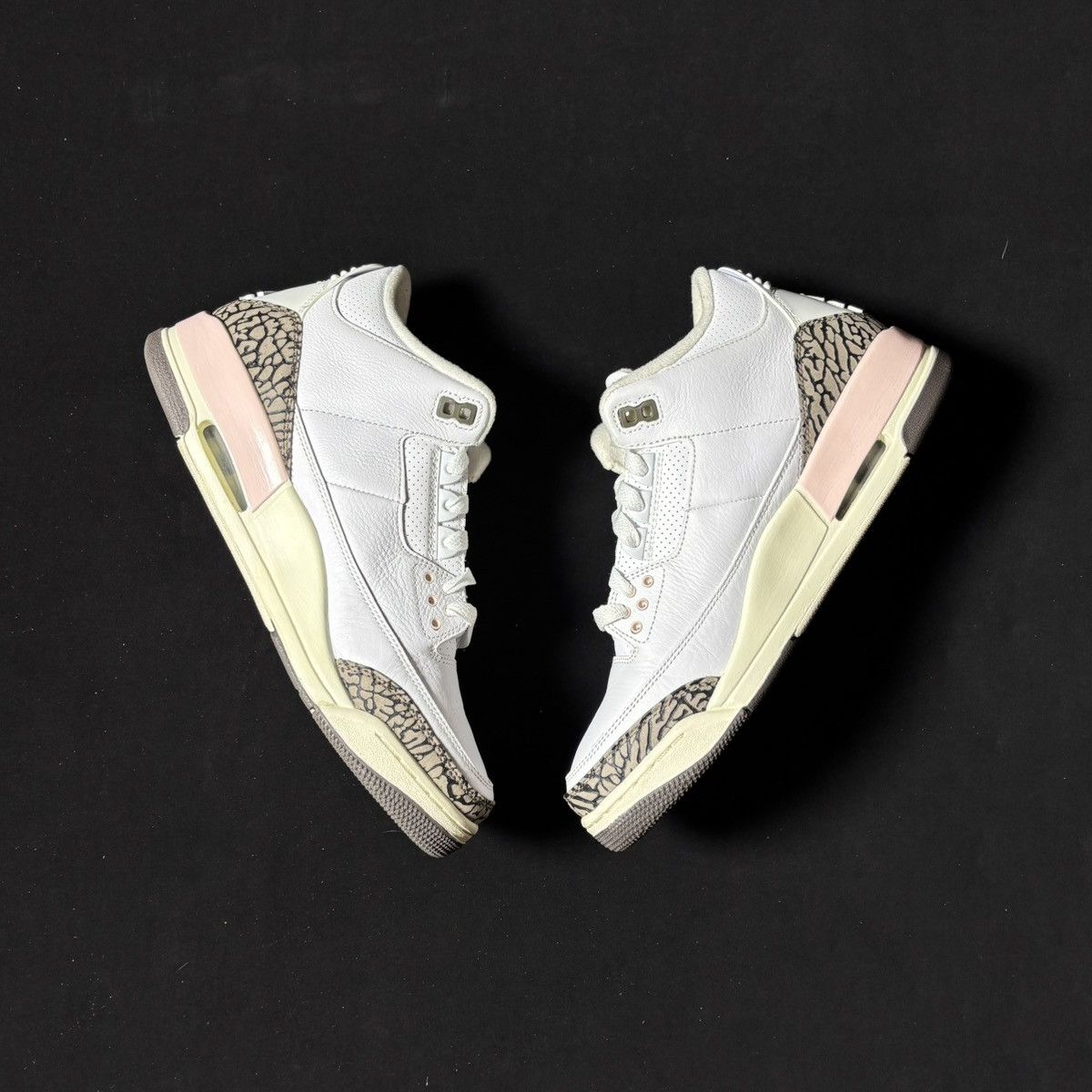Jordan Brand JORDAN 3 RETRO NEOPOLITAN SIZE 11W Size US 11 / IT 41 - 2 Thumbnail
