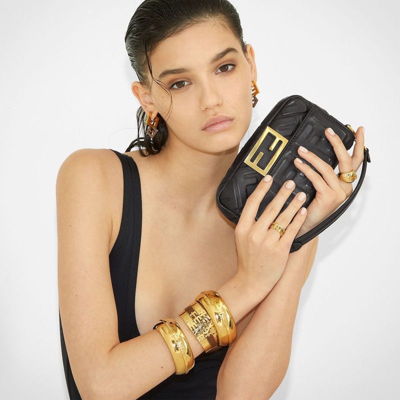 Fendi o1loc1c1225 Size: OS/Forever Ring in Golden Size ONE SIZE - 3 Thumbnail