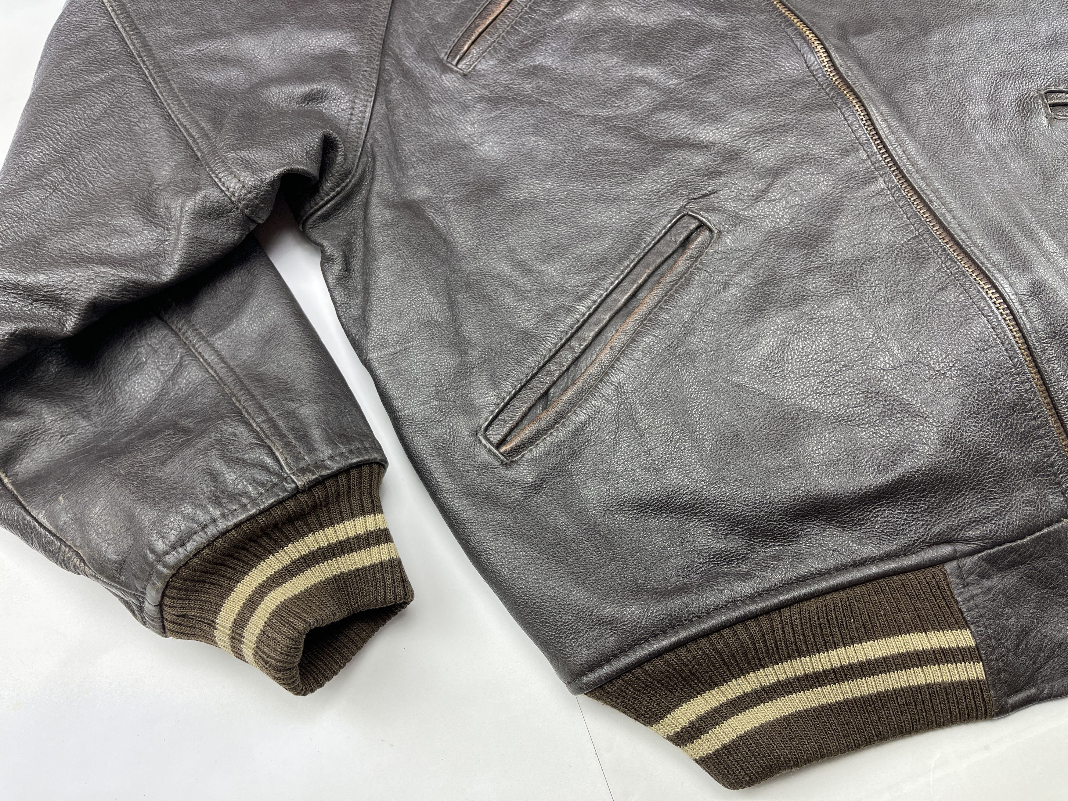 Avirex AVIREX leather jacket, vintage, 90s hip hop 1990s varsity XL Size US XL / EU 56 / 4 - 15 Thumbnail