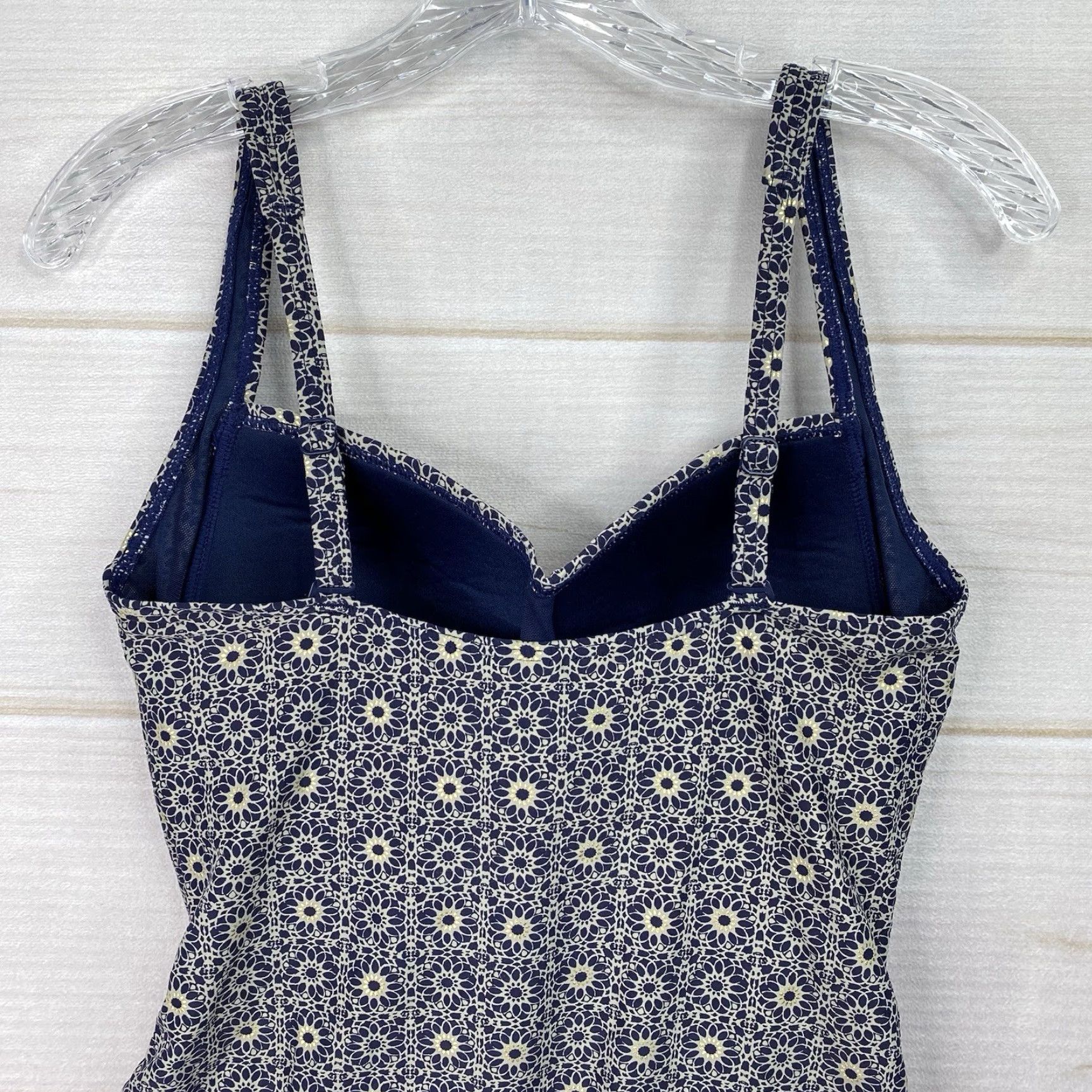 Vintage Nip Tuck One Piece Swimsuit Women’s Sz S Blue Floral Built-In Bra, Tummy Control, Spaghetti Strap, Adjustable Straps Size ONE SIZE - 6 Thumbnail