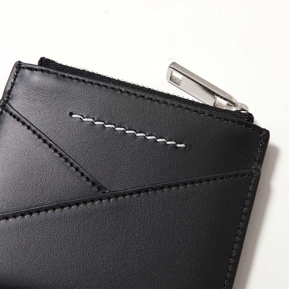 Maison Margiela o1mle0326 Size: OS / Unisex MM6 Numeric Logo Coin Purse Size ONE SIZE - 5 Thumbnail
