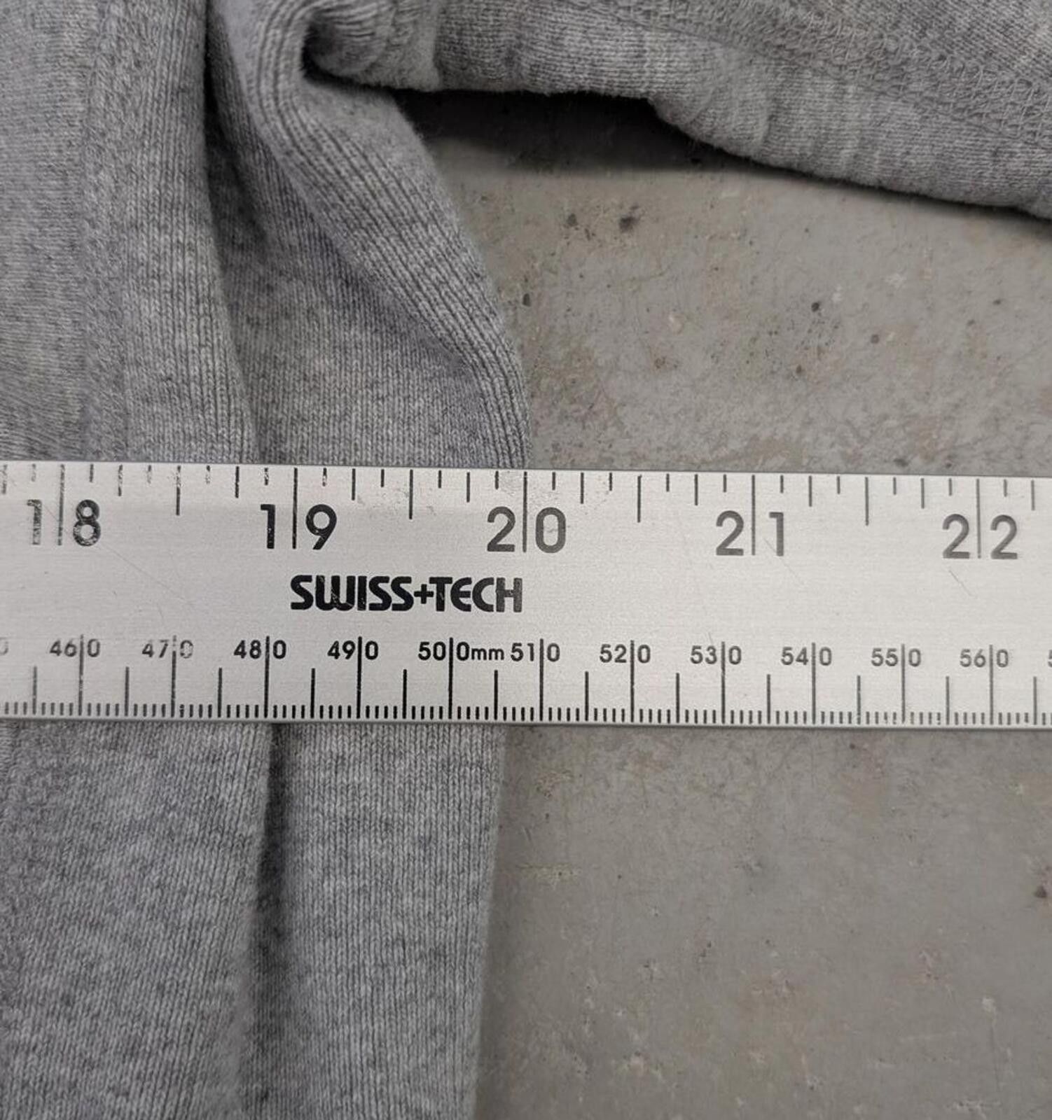 Supreme Supreme 2016 Whole Car Logo Gray Heavy Weight Hoodie Size US L / EU 52-54 / 3 - 7 Thumbnail