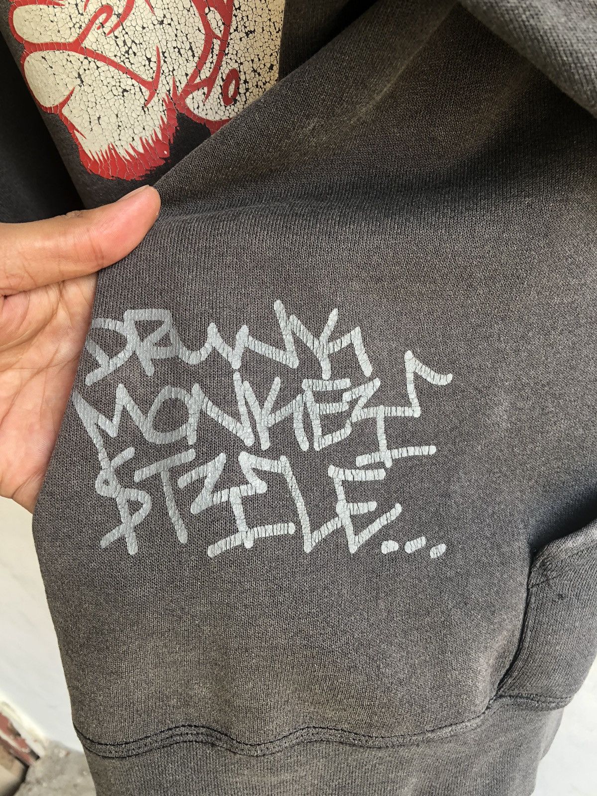 Band Tees VINTAGE RARE DM$ LORD EZE SUN FADED HOODIE Size US L / EU 52-54 / 3 - 7 Thumbnail