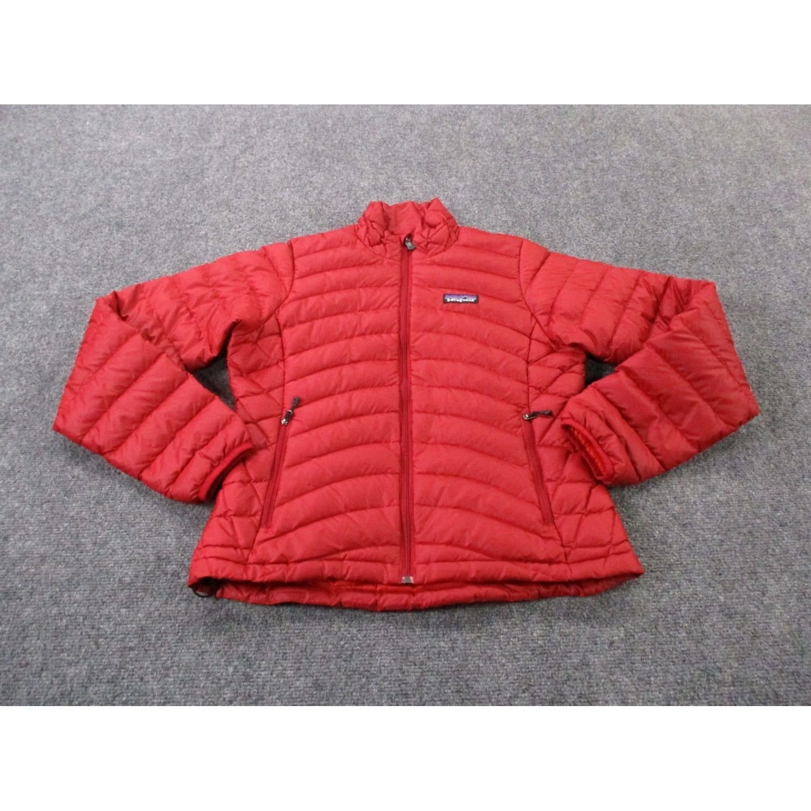 Patagonia Patagonia Jacket Women XS Red Down Puffer Quilted Outdoors Casual Zip Windproof Wind-Resistant Pockets Logo 90s Size XS / US 0-2 / IT 36-38 - 2 Thumbnail