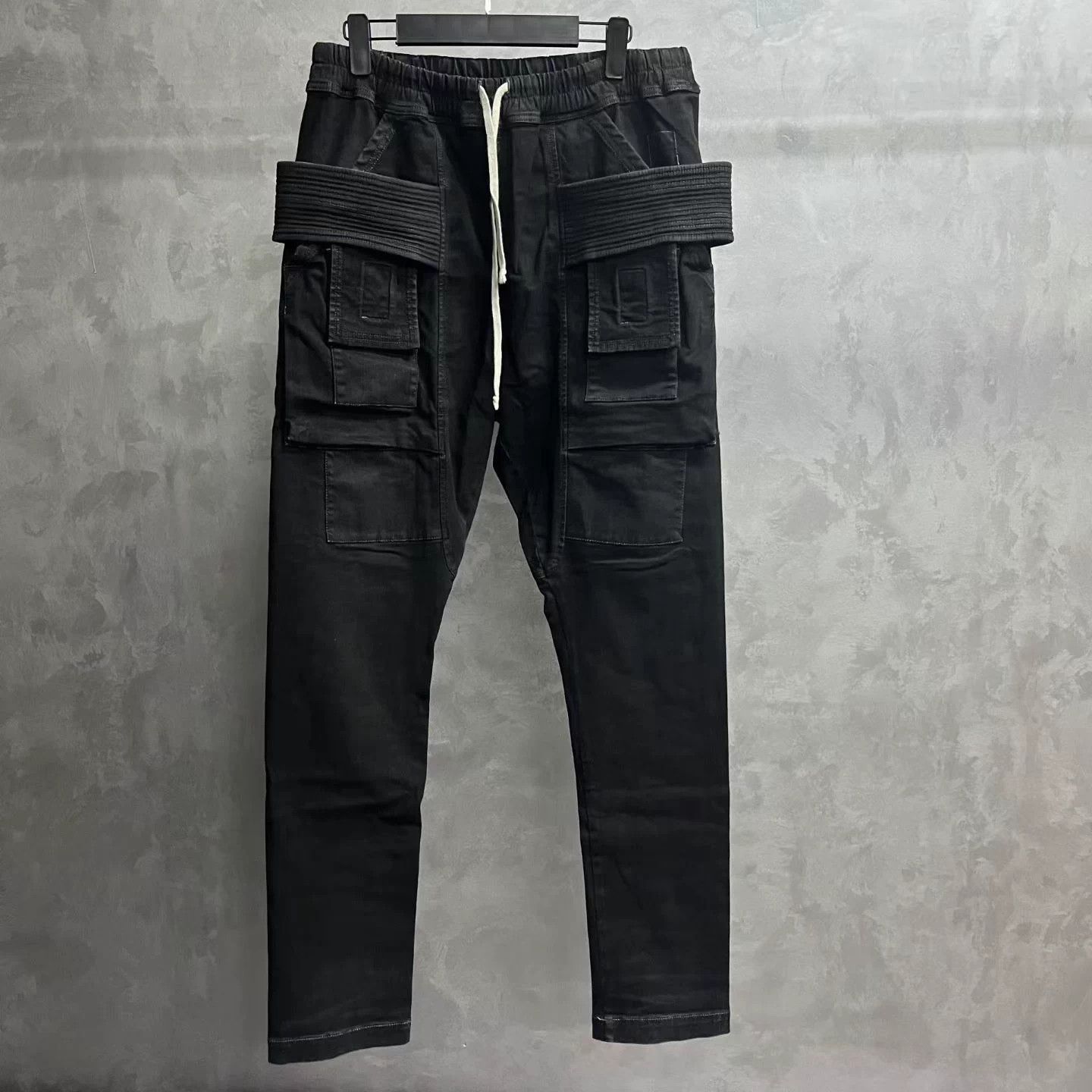 Rick Owens Rick Owens black solid color pocket straight leg cargo pants Size 28" / US 6 / IT 42 - 1 Thumbnail