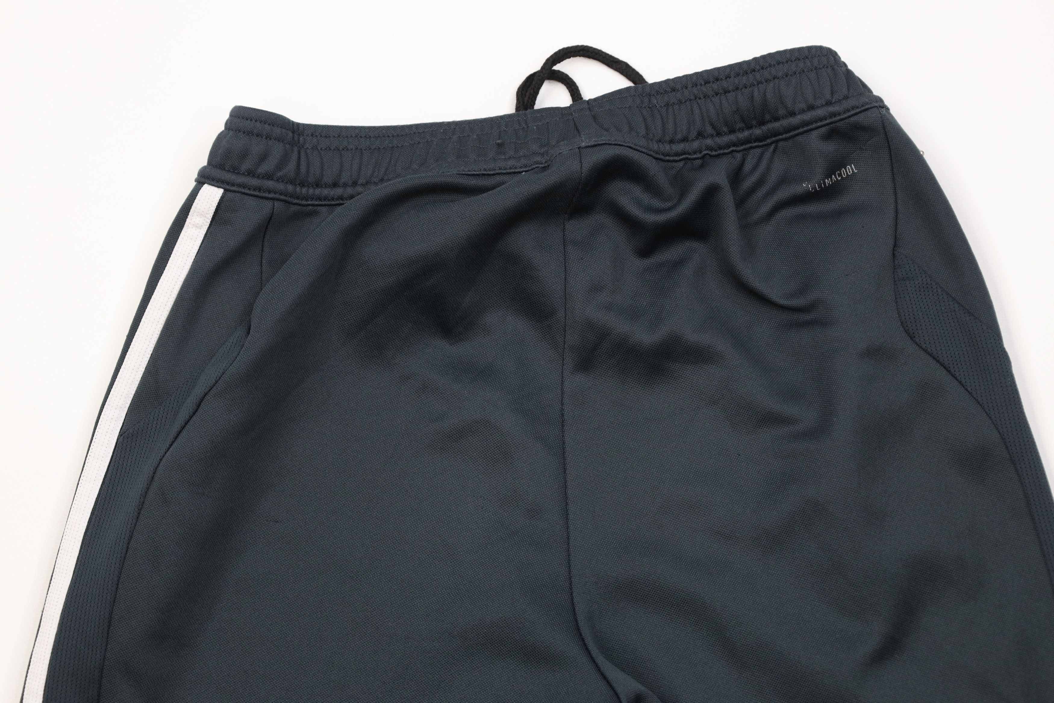 Adidas Vintage Y2K Adidas Tapered Leg Running Soccer Warm Up Pants Size US 32 / EU 48 - 11 Thumbnail
