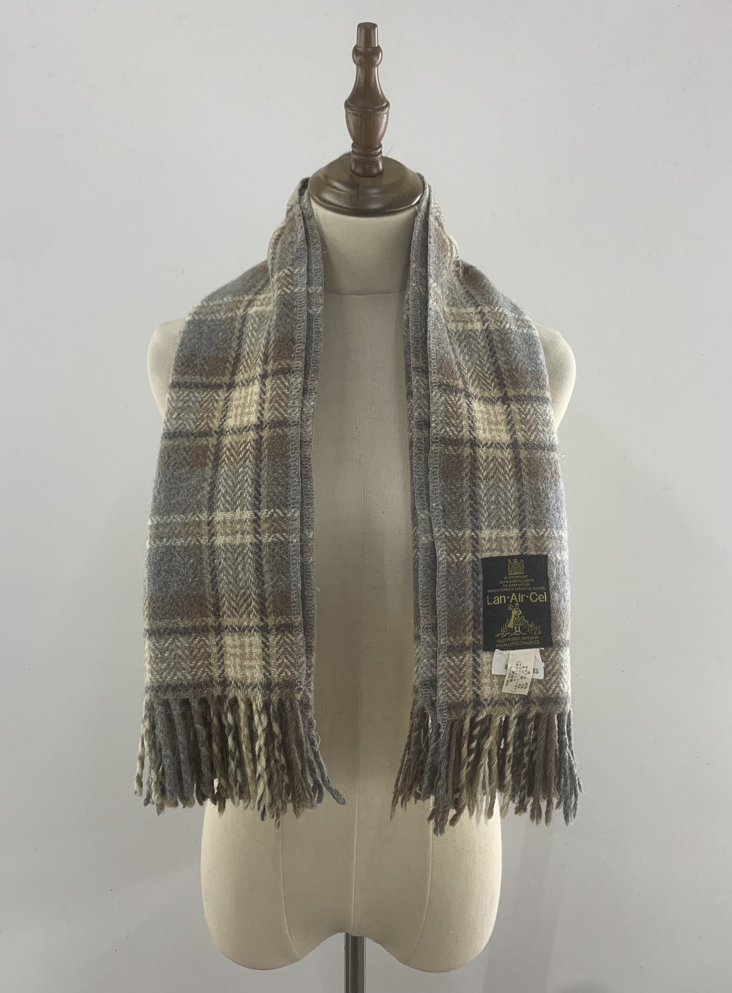 Vintage Lan.Air.Cel Scarf Wool Muffler Neck Wrap BL9240 Size ONE SIZE - 1 Thumbnail