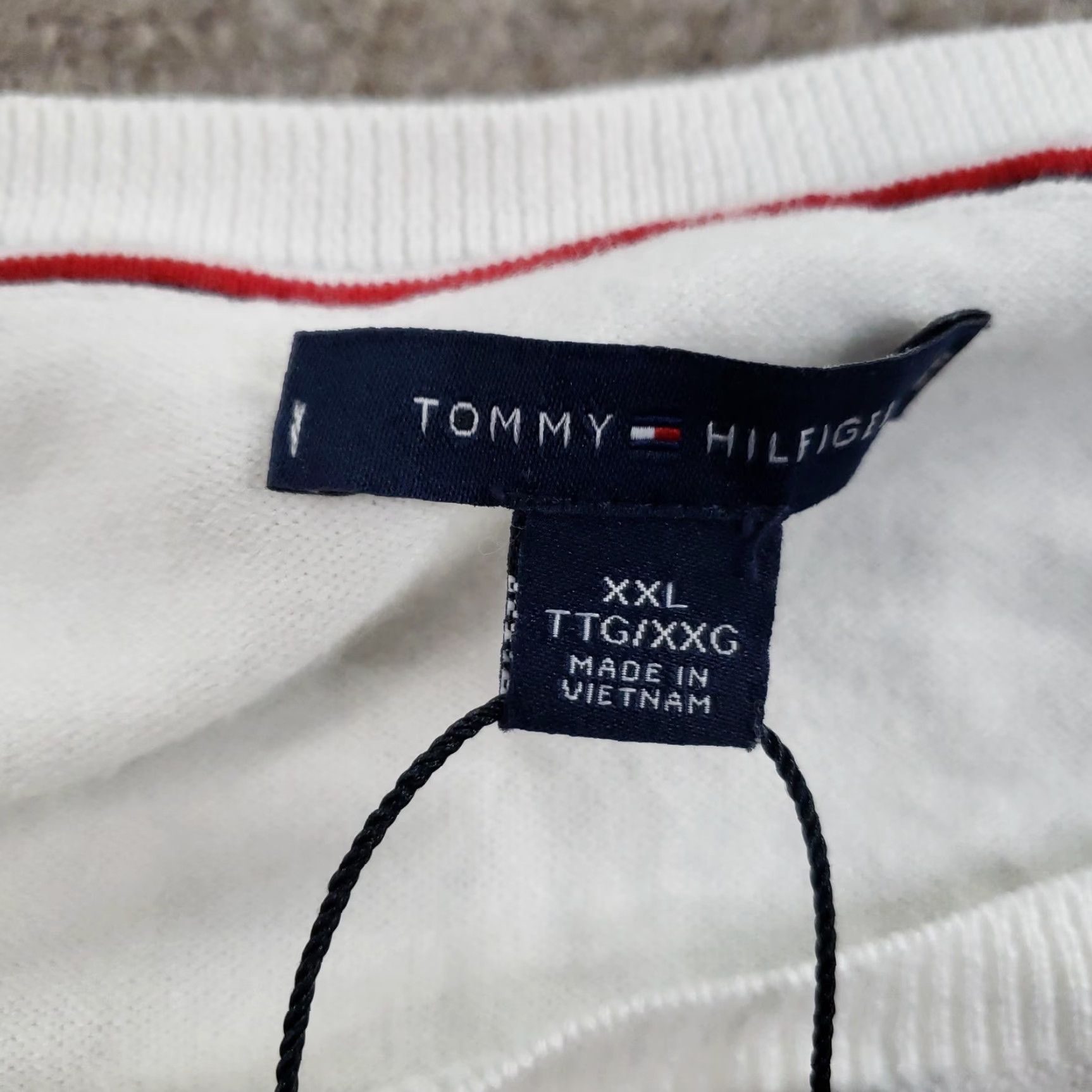 Tommy Hilfiger Tommy Hilfiger Sweater Mens 2XL White Crew Neck Pullover Long Sleeve Knit Logo ZZ Vintage No Size US XXL / EU 58 / 5 - 5 Thumbnail
