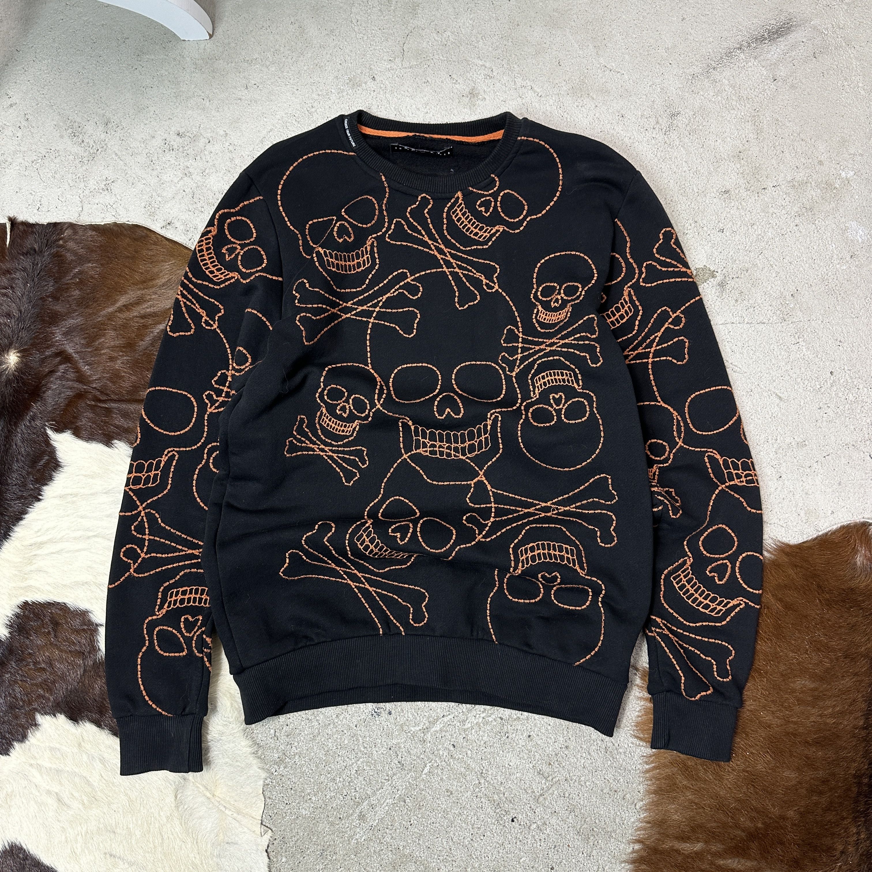 Vintage Vintage Embroidered Skull Sweat Sweatshirt Y2K Size US M / EU 48-50 / 2 - 1 Thumbnail