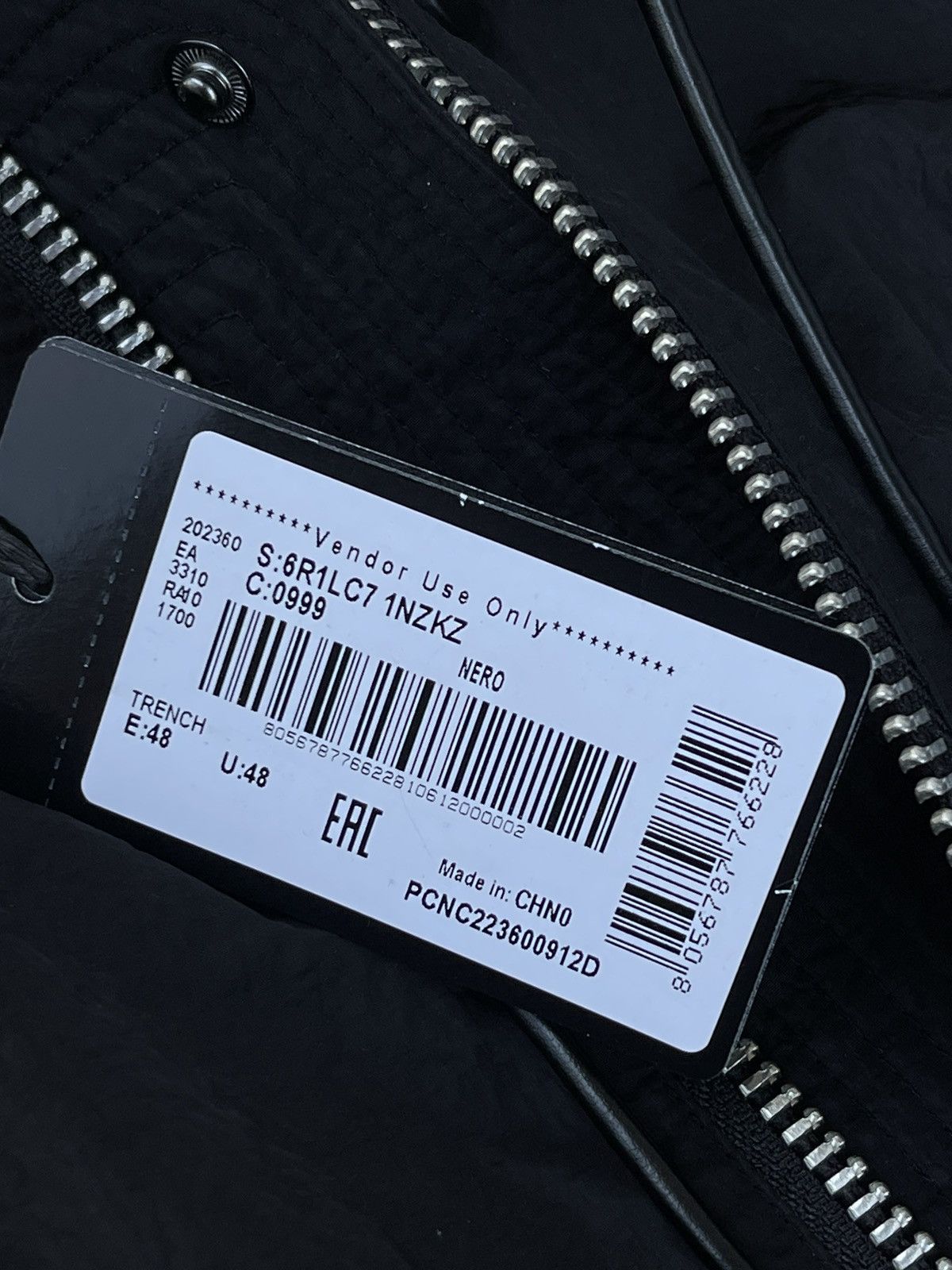 Emporio Armani !DS! AW22 Emporio Armani Black Trench Coat Windbreaker Size US L / EU 52-54 / 3 - 25 Thumbnail