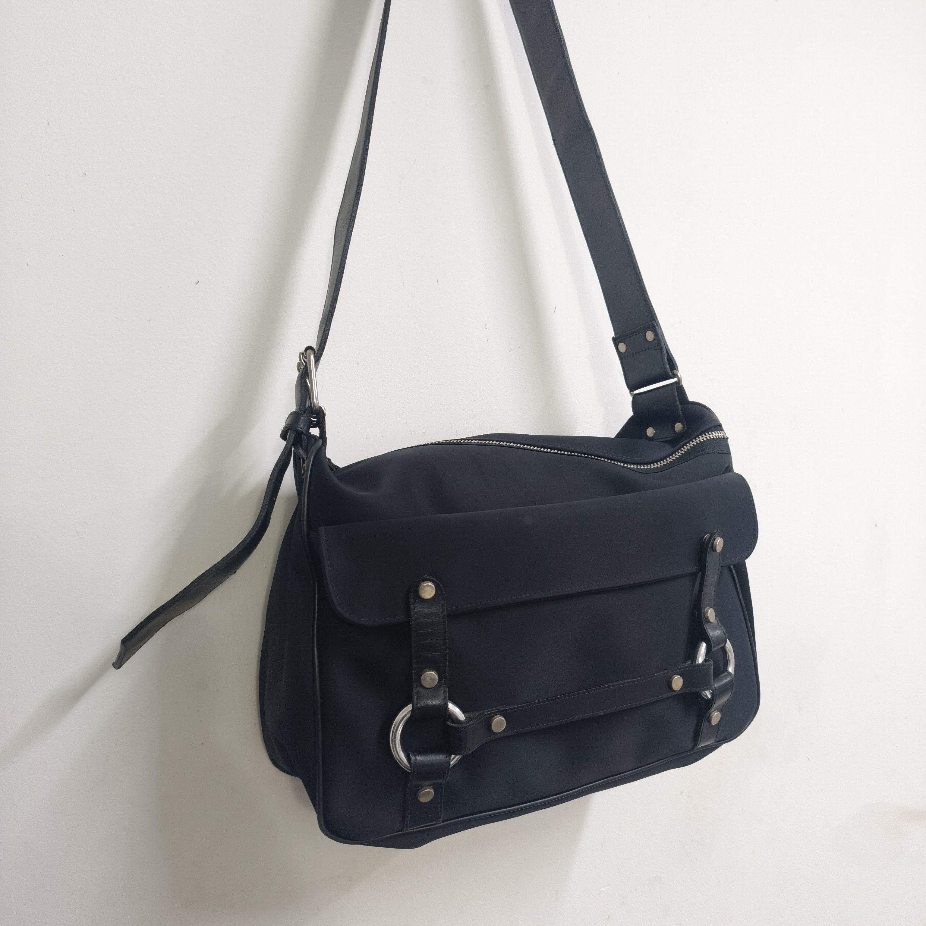Japanese Brand A.I.P Sling Bags Tactical Gothic Style Size ONE SIZE - 4 Thumbnail