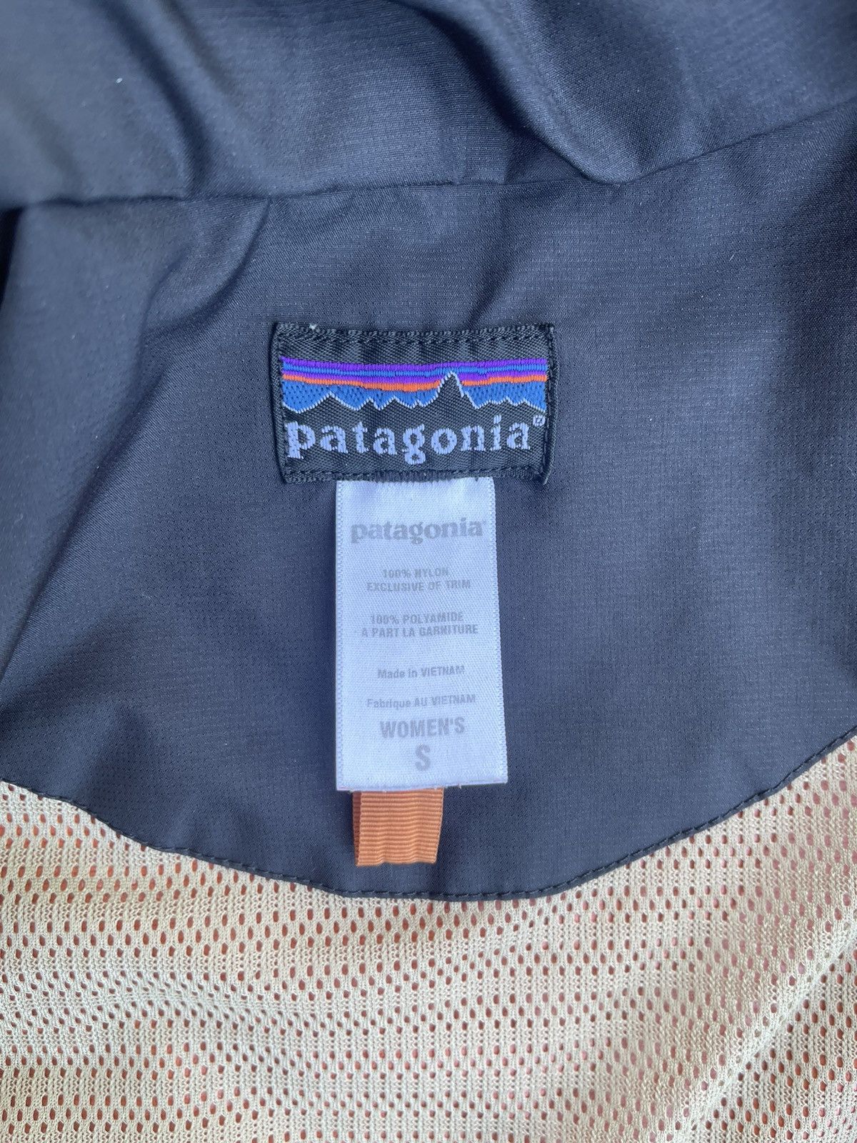 Patagonia Vtg Patagonia Windbreaker Puffer Orange Jacket Hooded Coat Size XS / US 0-2 / IT 36-38 - 4 Thumbnail