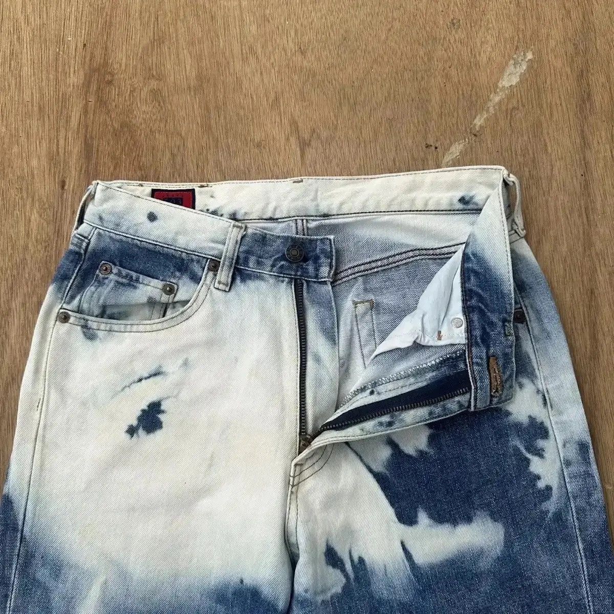 Le Grande Bleu (L.G.B.) STEALS VINTAGE EDWIN JEANS VERY RARE BLEACH ACID WASH DENIM Size US 28 / EU 44 - 9 Thumbnail