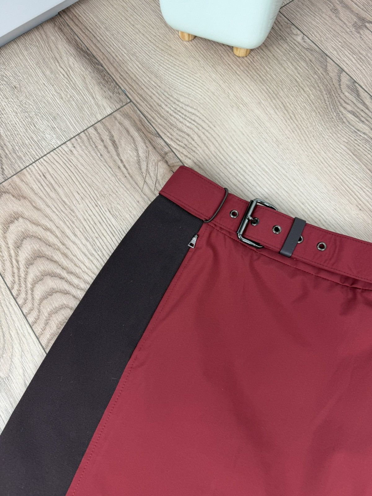 Prada Prada Red Tab Vintage logo y2k avant gardeskirt Size 28" / US 6 / IT 42 - 5 Thumbnail