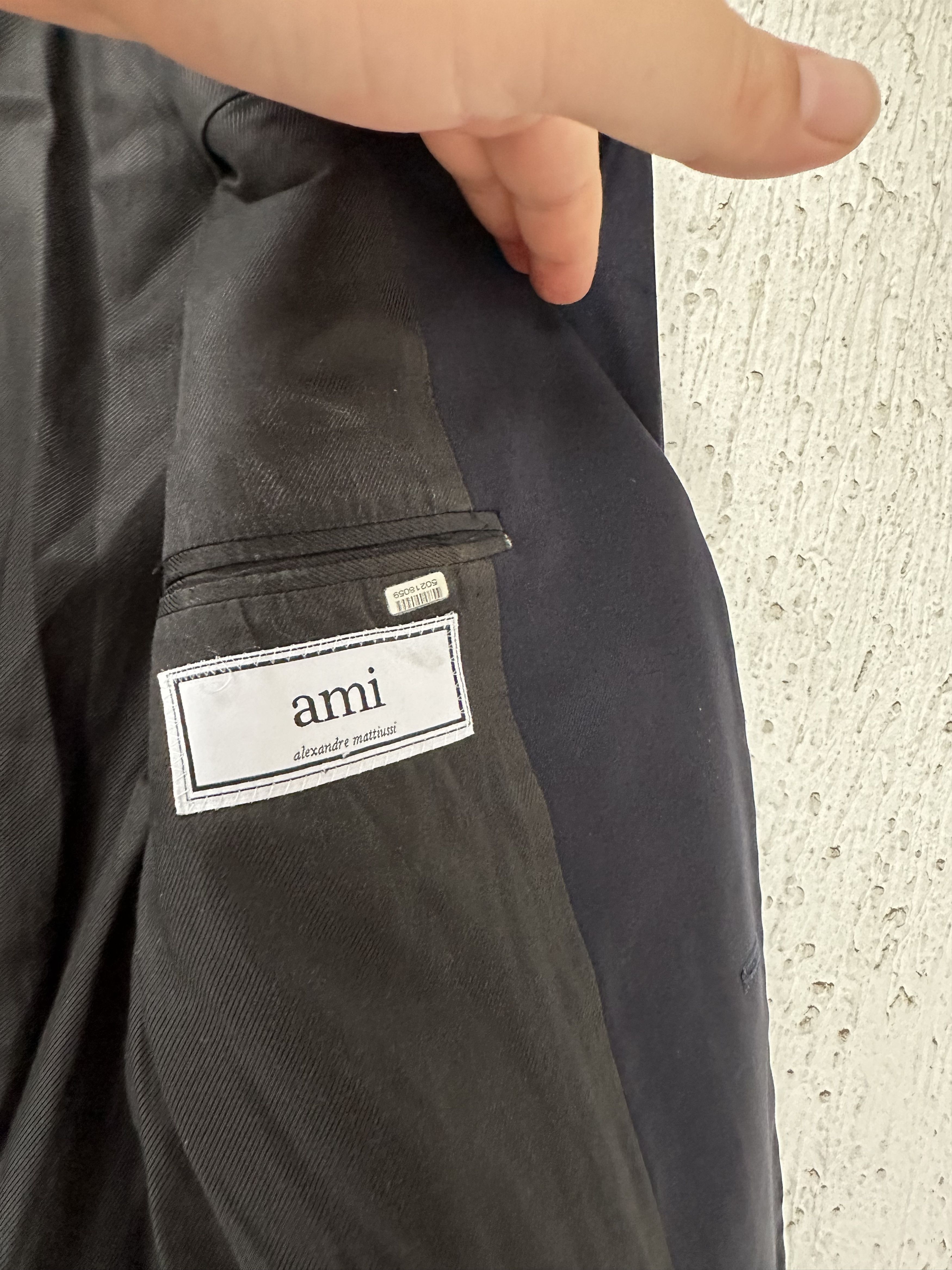 AMI BNWOT navy single breasted blazer Size US M / EU 48-50 / 2 - 4 Thumbnail