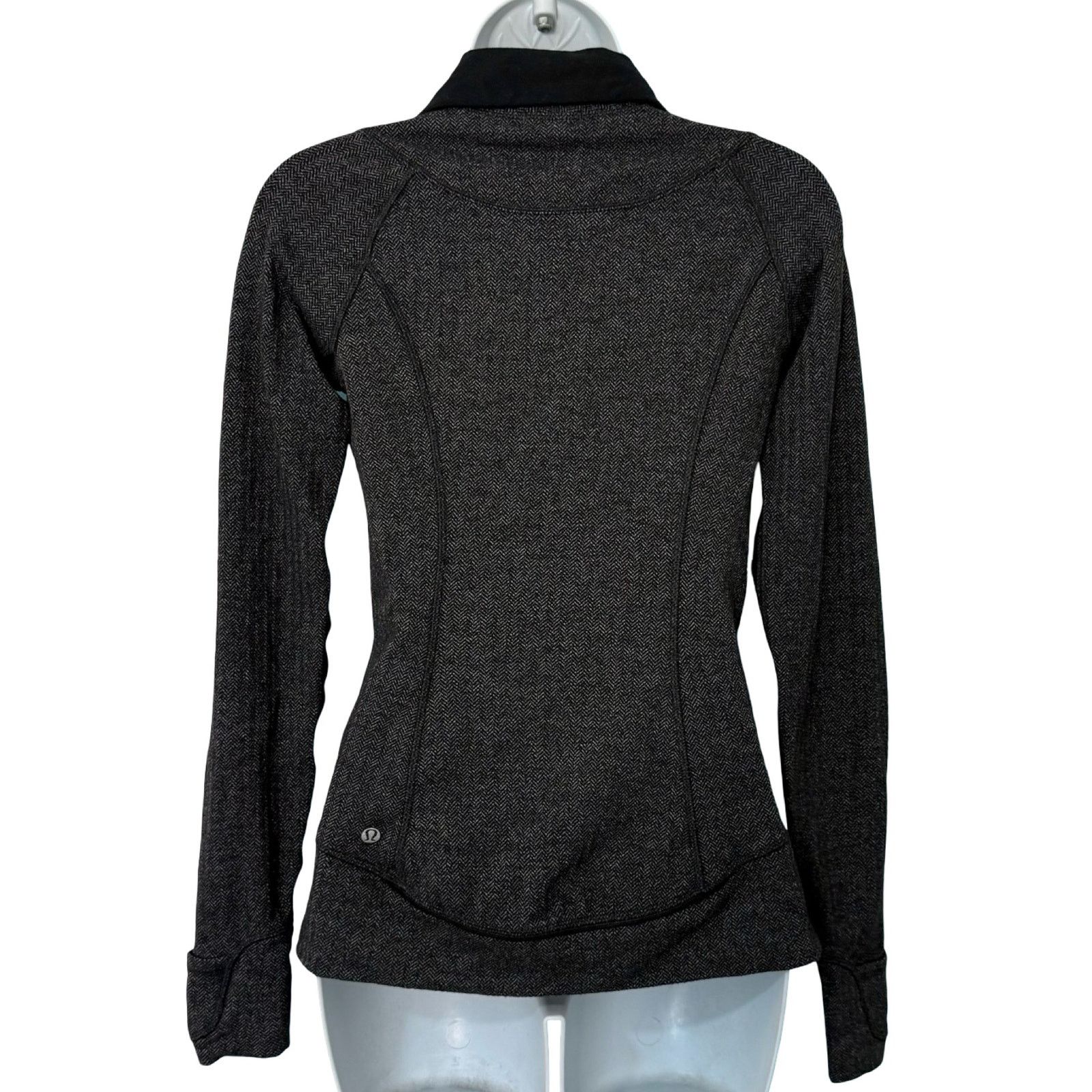 Lululemon Lululemon Think Fast Herringbone Black Gray Pullover Size 4 Size S / US 4 / IT 40 - 7 Thumbnail
