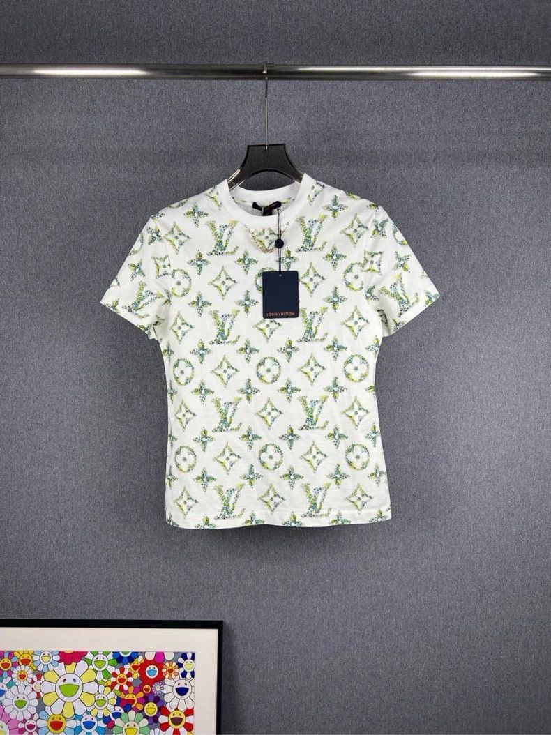 Louis Vuitton Louis Vuitton Monogram Logo Short Sleeve Size US XS / EU 42 / 0 - 1 Thumbnail