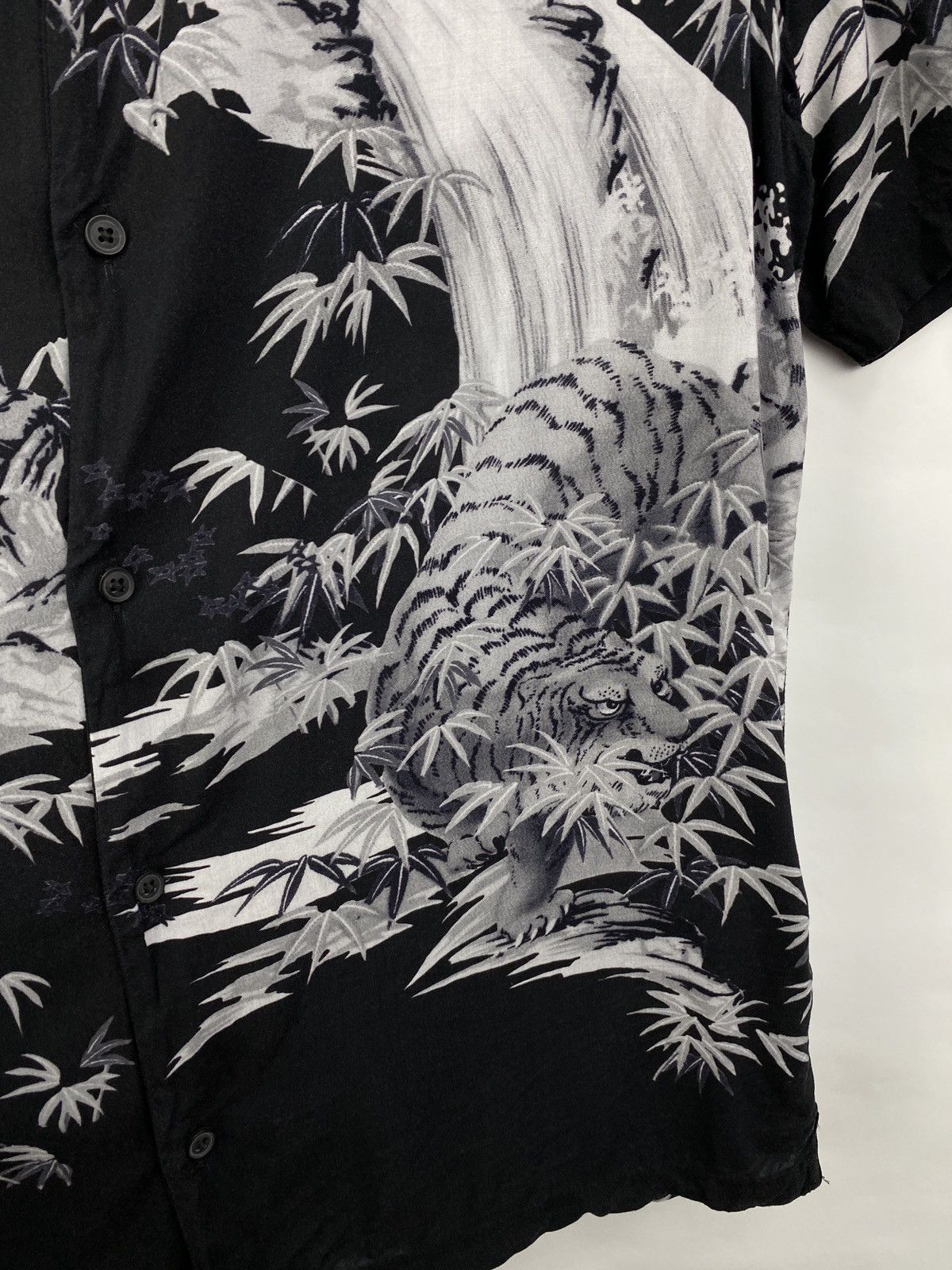 Allsaints 🇯🇵 Rare Allsaints Tiger Japan Style shirt retro hype Y2K Size US M / EU 48-50 / 2 - 5 Thumbnail