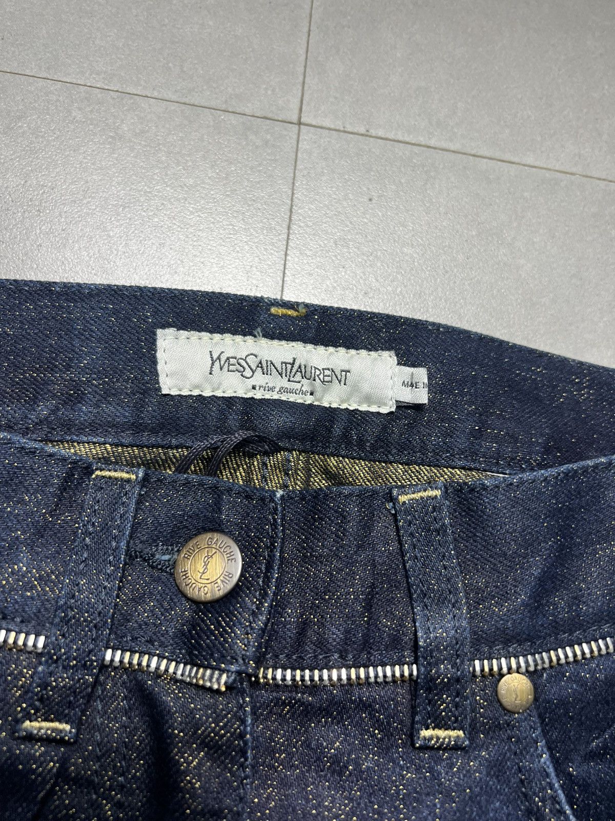 Yves Saint Laurent Yves Saint Laurent - Navy Sparkle Denim Zipper Size 26" / US 2 / IT 38 - 6 Thumbnail
