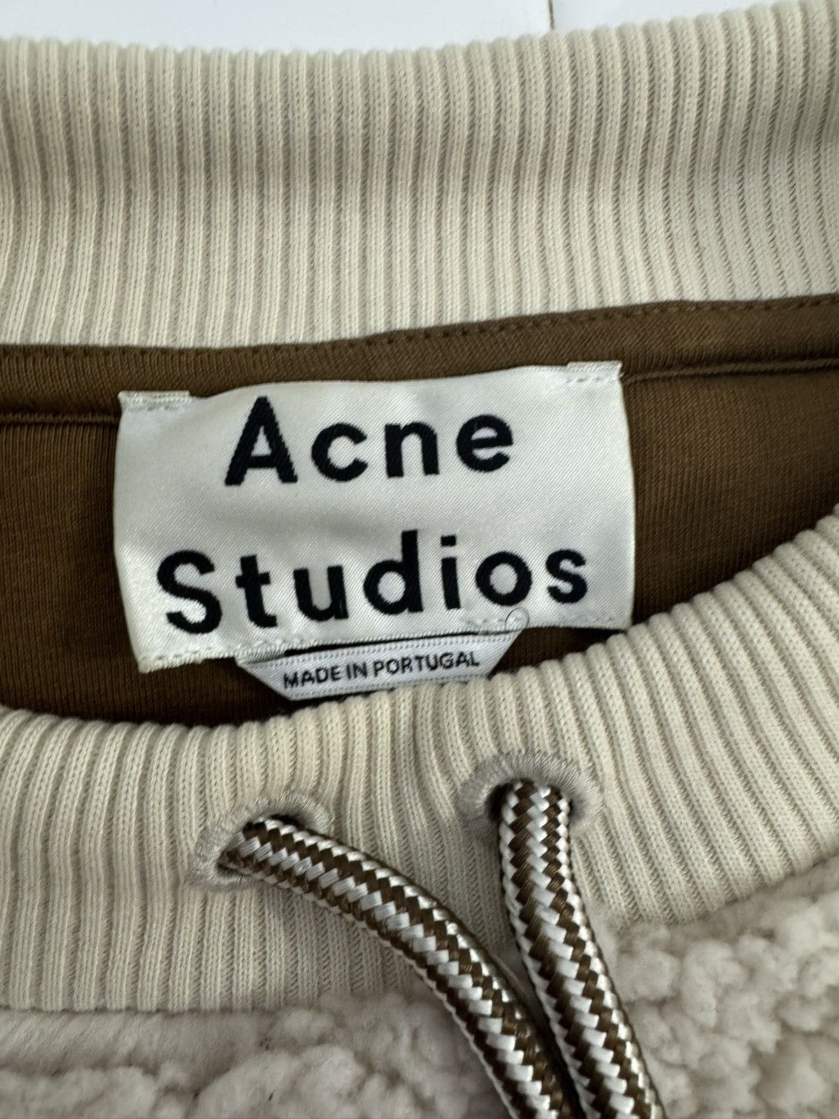 Acne Studios Acne Studios Faux-Shearling Sweatshirt - Natural Size US XL / EU 56 / 4 - 5 Thumbnail