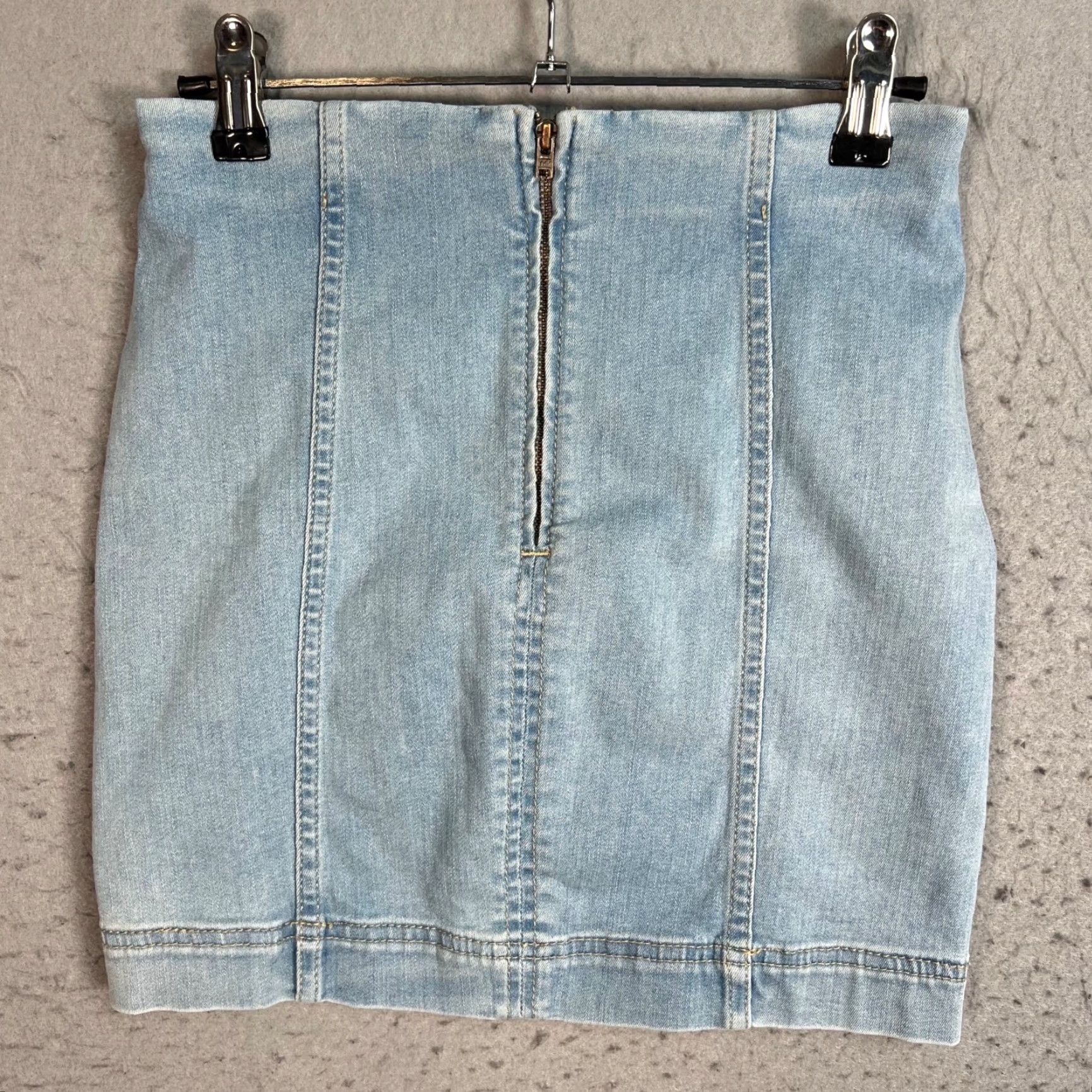 Free People Free People Womens 2 Denim Mini Skirt Light Wash High Waisted Panel Stitching Size 26" / US 2 / IT 38 - 2 Thumbnail