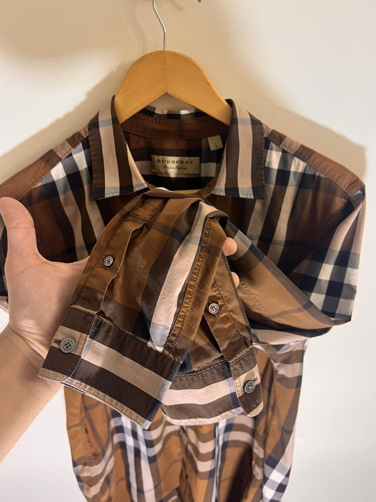 Burberry Burberry London England Shirt Size US L / EU 52-54 / 3 - 7 Thumbnail