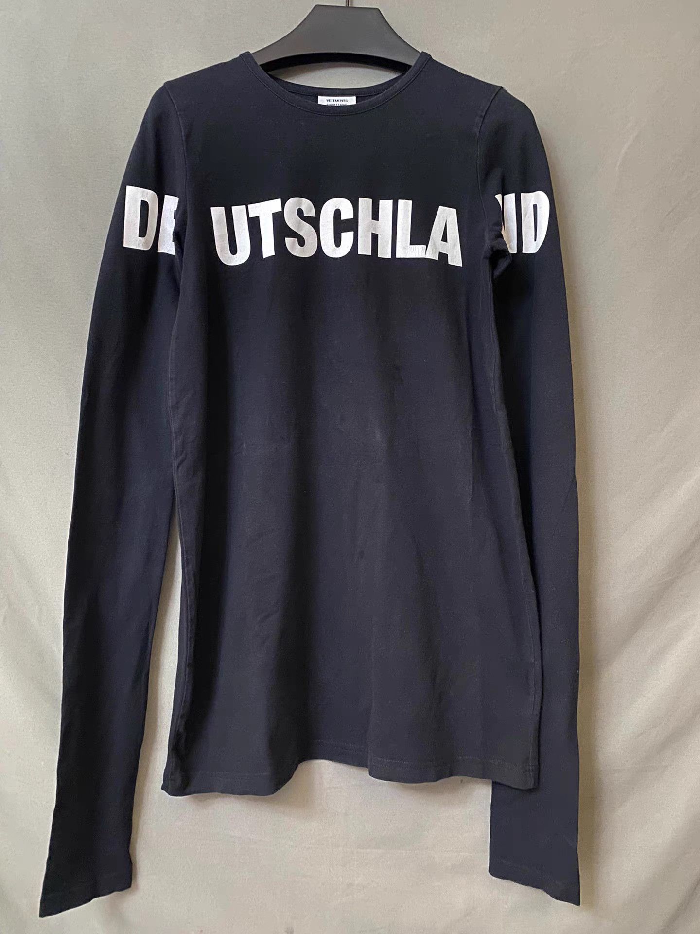 Vetements Vetements SS16 “DEUTSCHLAND” Fitted Long Sleeve Size M / US 6-8 / IT 42-44 - 1 Thumbnail
