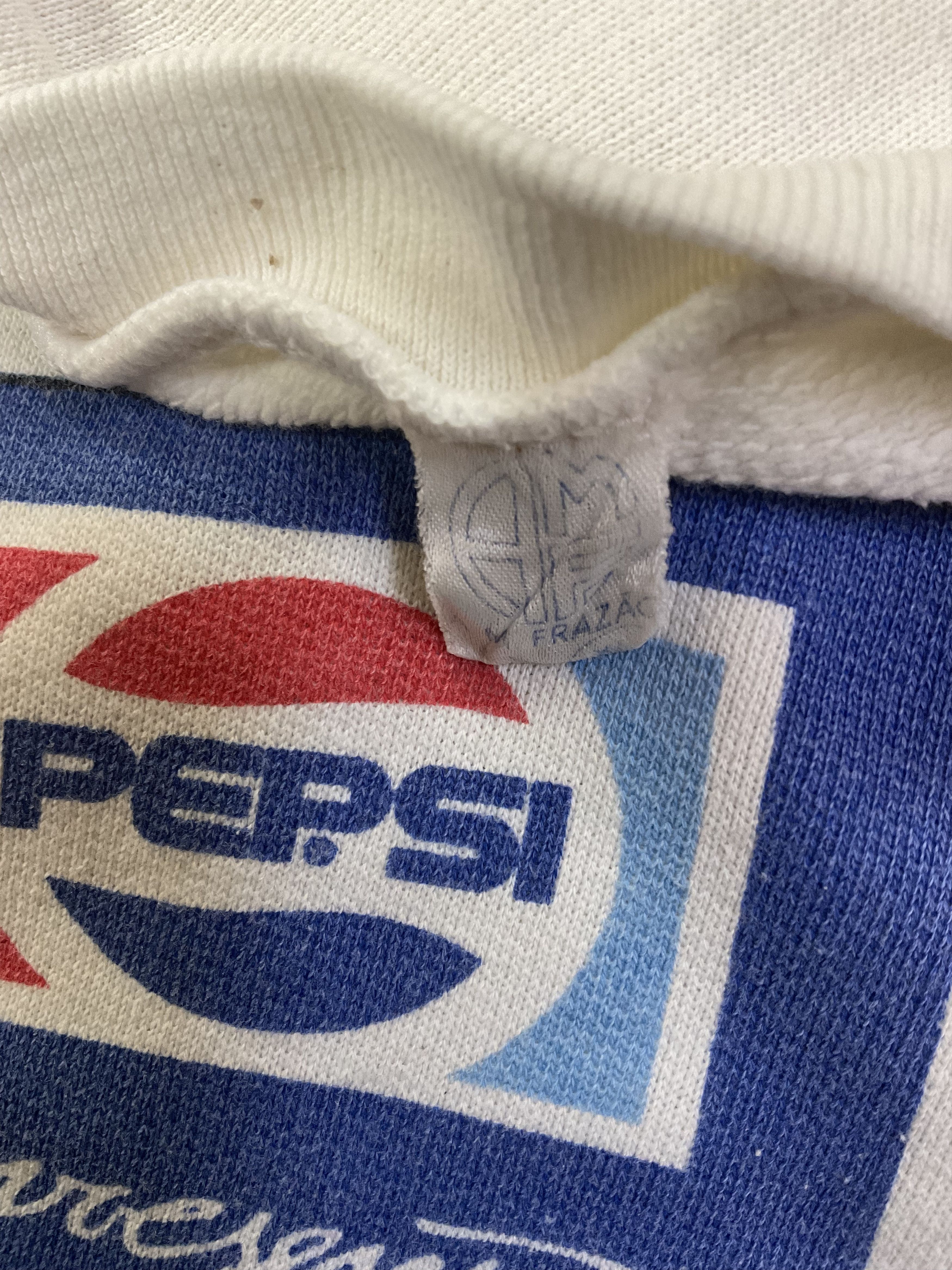 Band Tees Vintage 90s Pepsi Tina Turner Simply The Best Sweatshirt Size US M / EU 48-50 / 2 - 7 Thumbnail