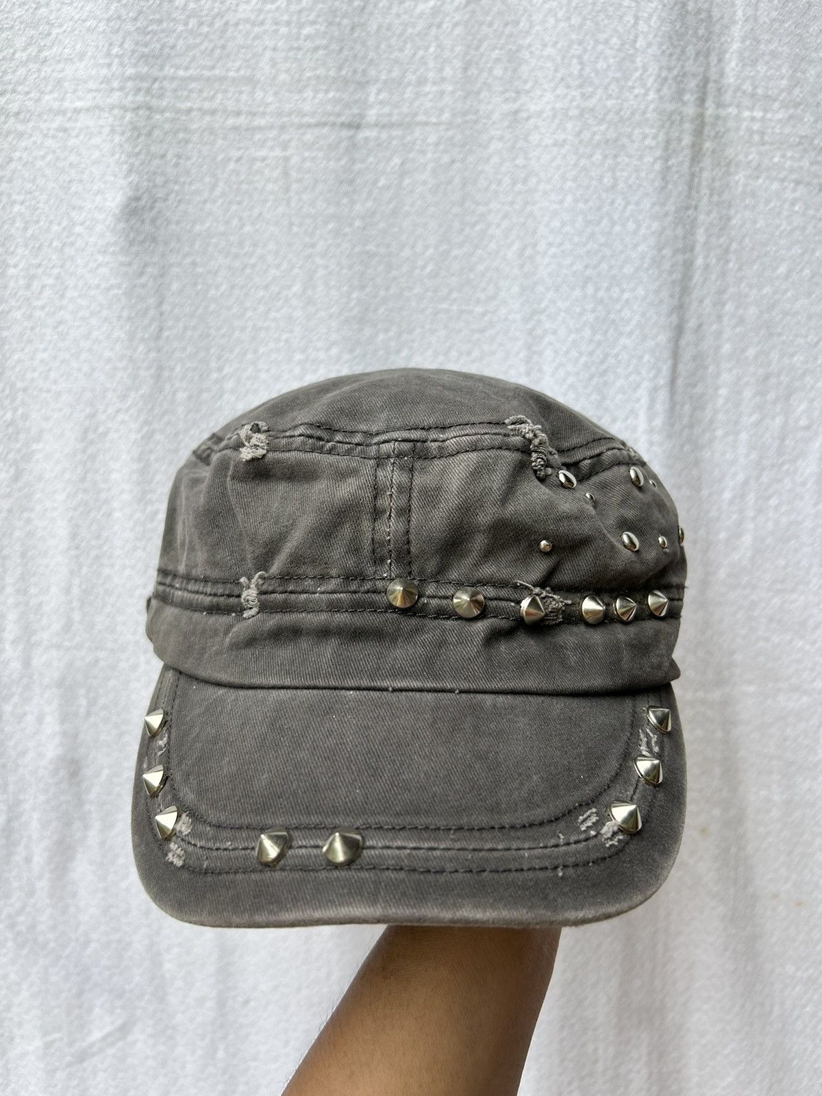 If Six Was Nine × Japanese Brand × Le Grande Bleu (L.G.B.) Distressed studded gothic style hats Size ONE SIZE - 2 Thumbnail