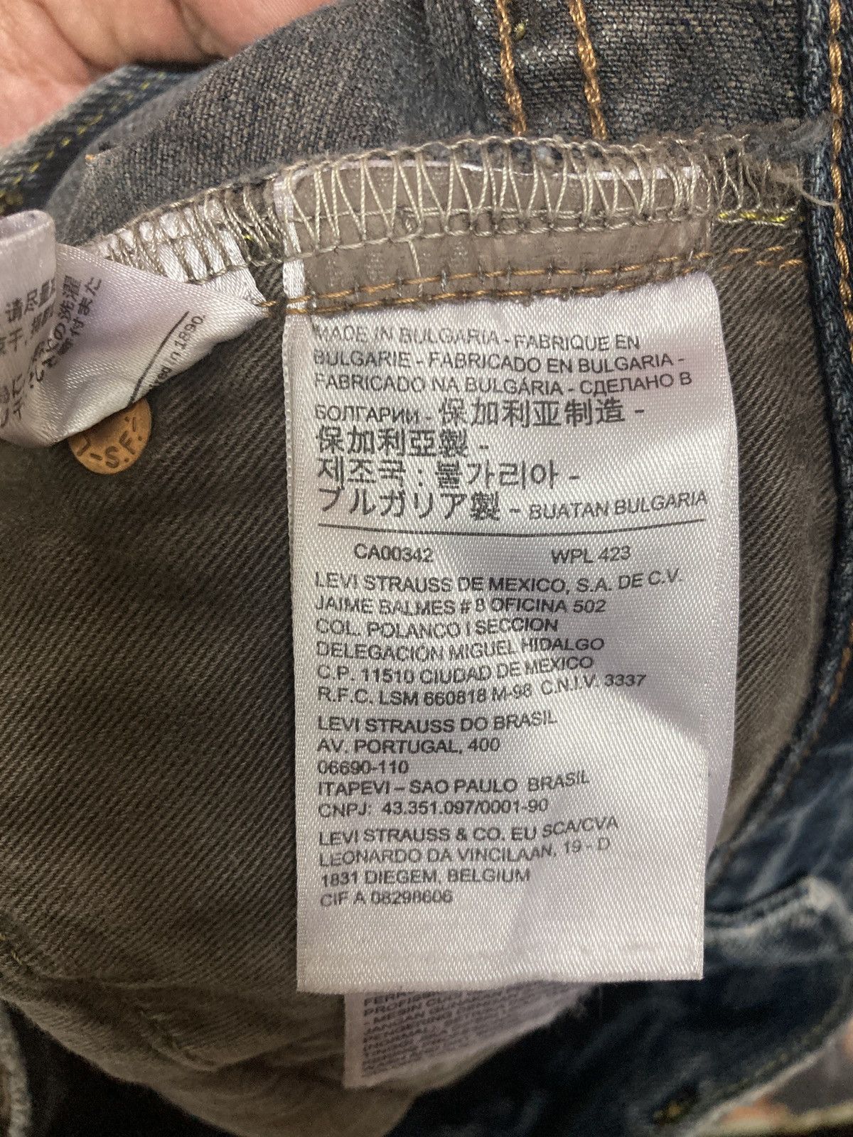 Japanese Brand Levis selvedge jean Size US 26 / EU 42 - 13 Thumbnail