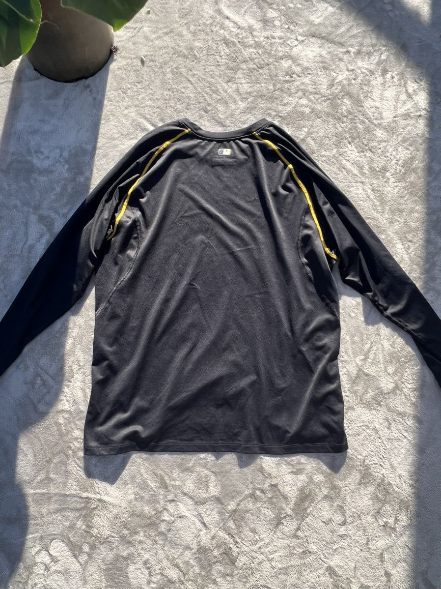 MLB × Nike Nike Pro Combat Pirates Player Issued Longsleeve Warmup Size US XL / EU 56 / 4 - 3 Thumbnail