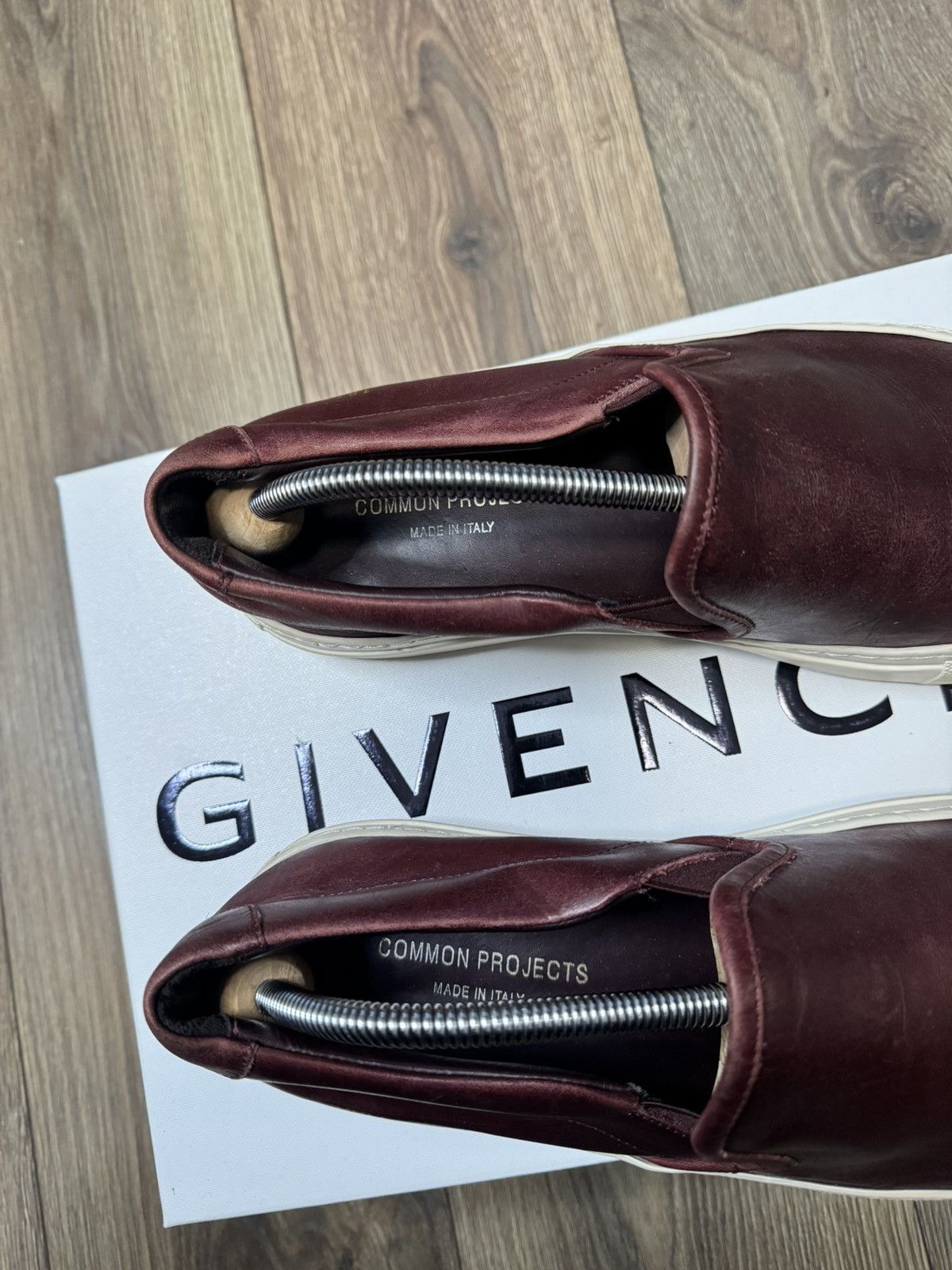 Common Projects × Designer Common Projects Slip On Leather Bordeaux Size US 8.5 / EU 41-42 - 10 Thumbnail