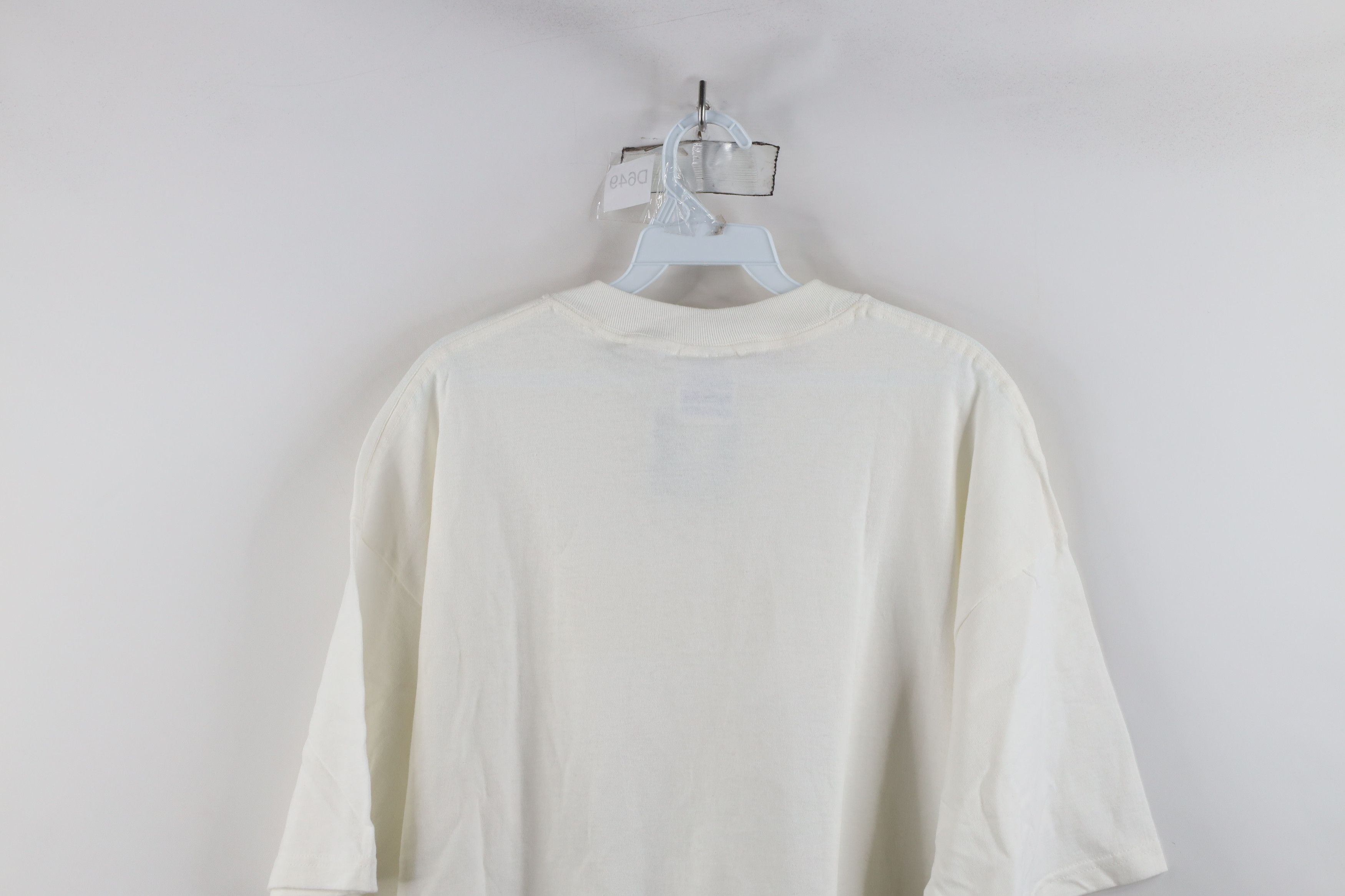 Vintage Deadstock Vintage 90s Streetwear Torch Lake Michigan T-Shirt Size US XL / EU 56 / 4 - 12 Thumbnail