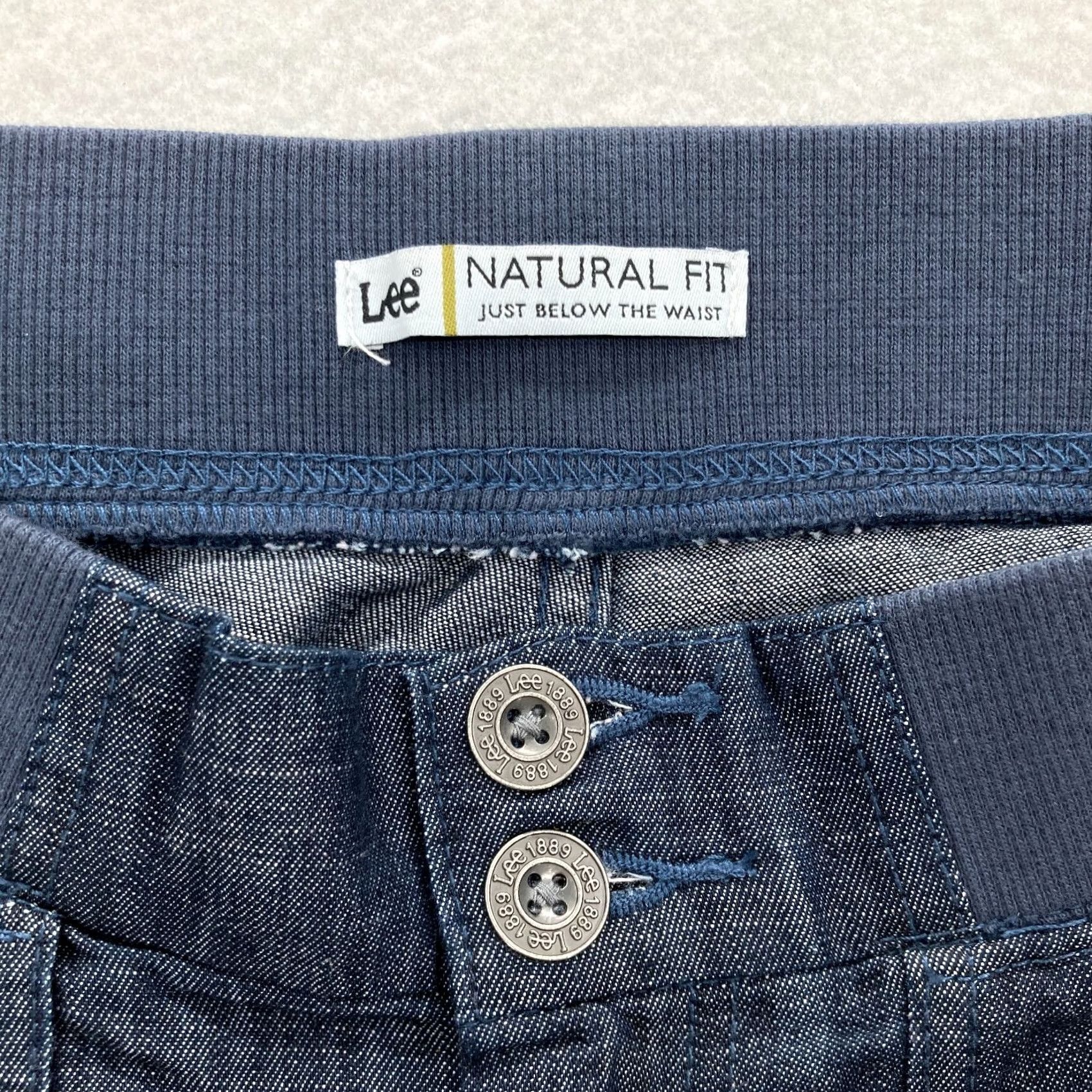 Lee Lee Capri Pants Women 4 Blue Chambray Stretch Waistband Comfort Regular Fit Capris Size 27" / US 4 / IT 40 - 5 Thumbnail