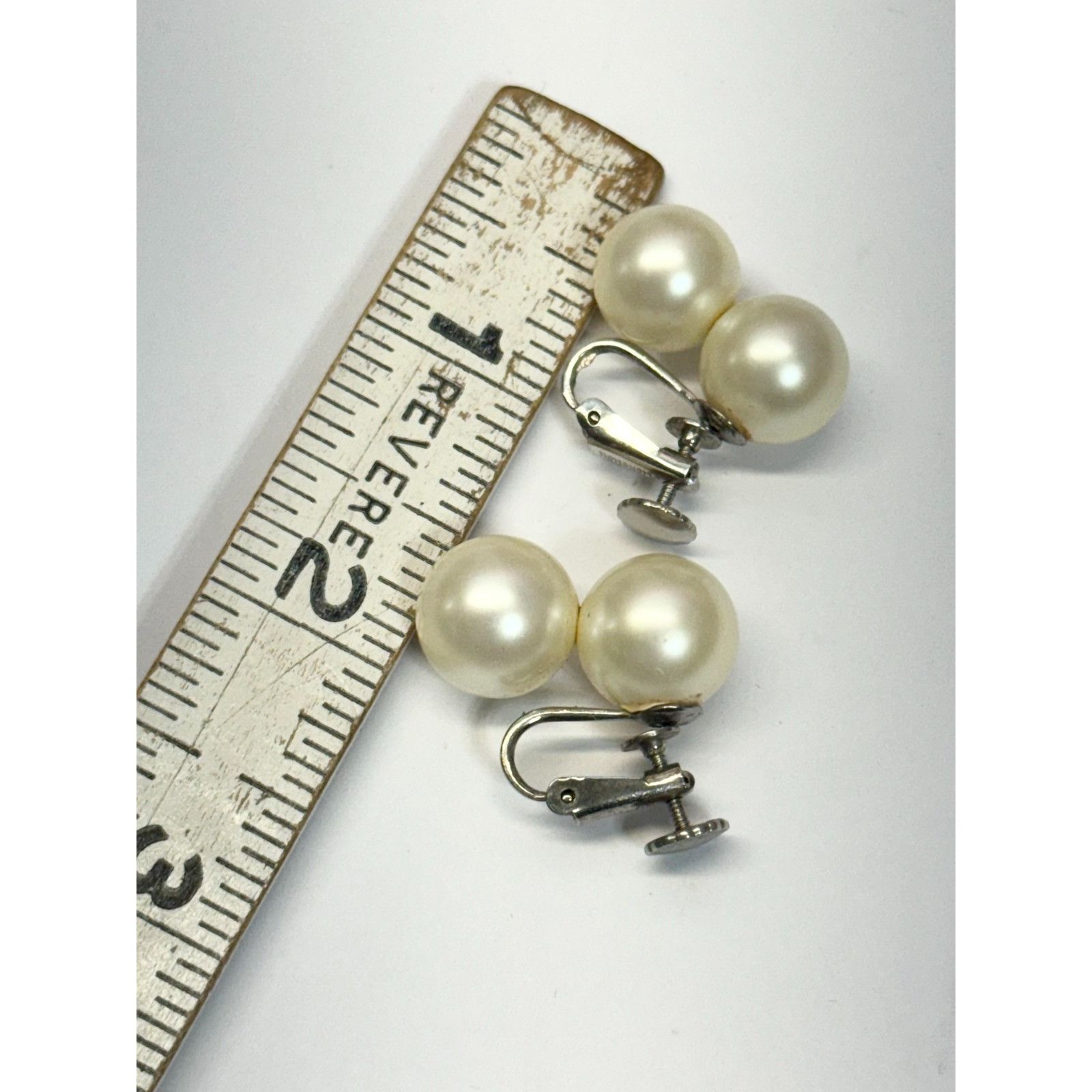 Vintage Richelieu vintage faux pearl clip on earrings Size ONE SIZE - 4 Thumbnail