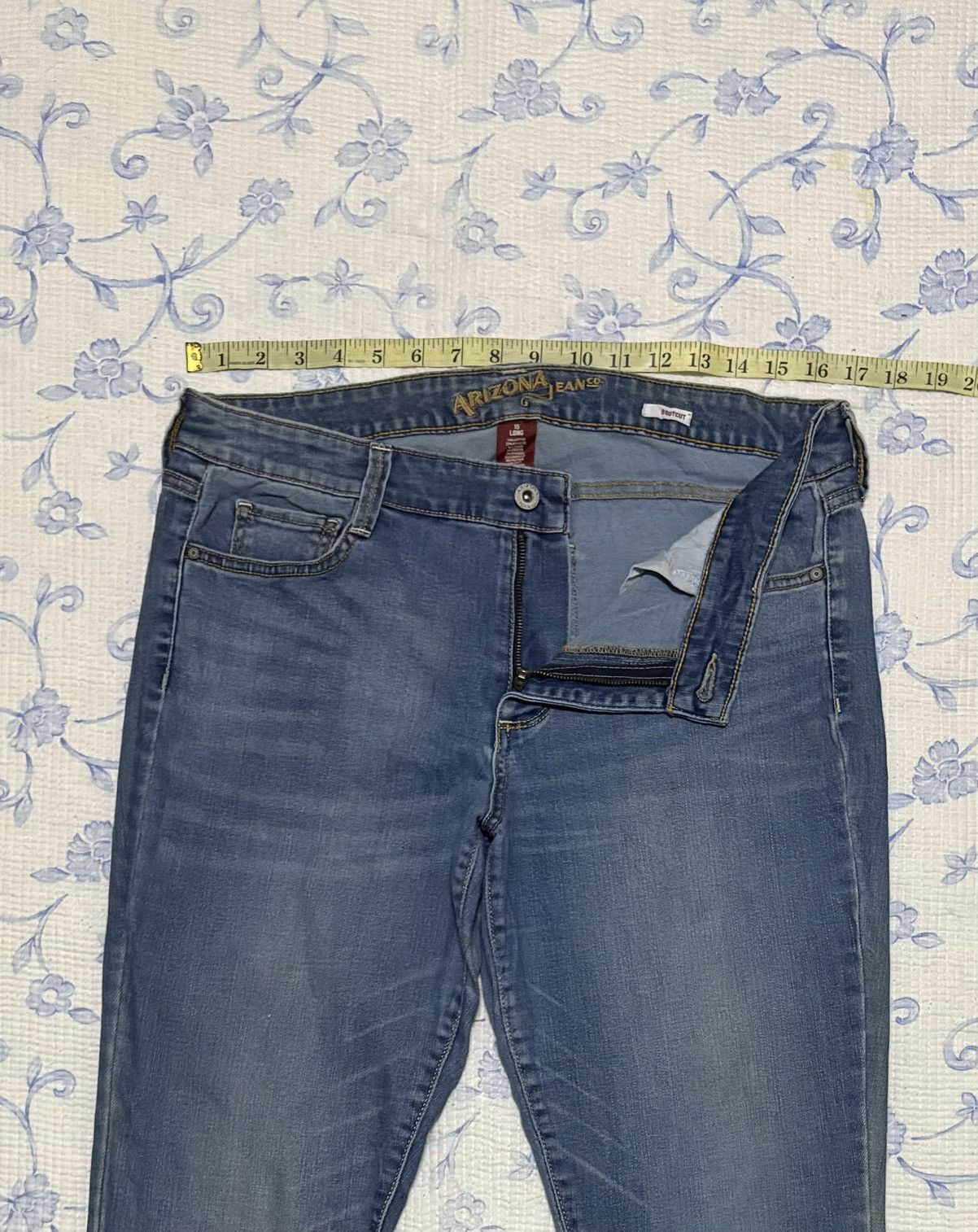 Arizona Jean Co. Arizona Jean Company Streewear Jeans Flared Denim Size US 33 - 4 Thumbnail